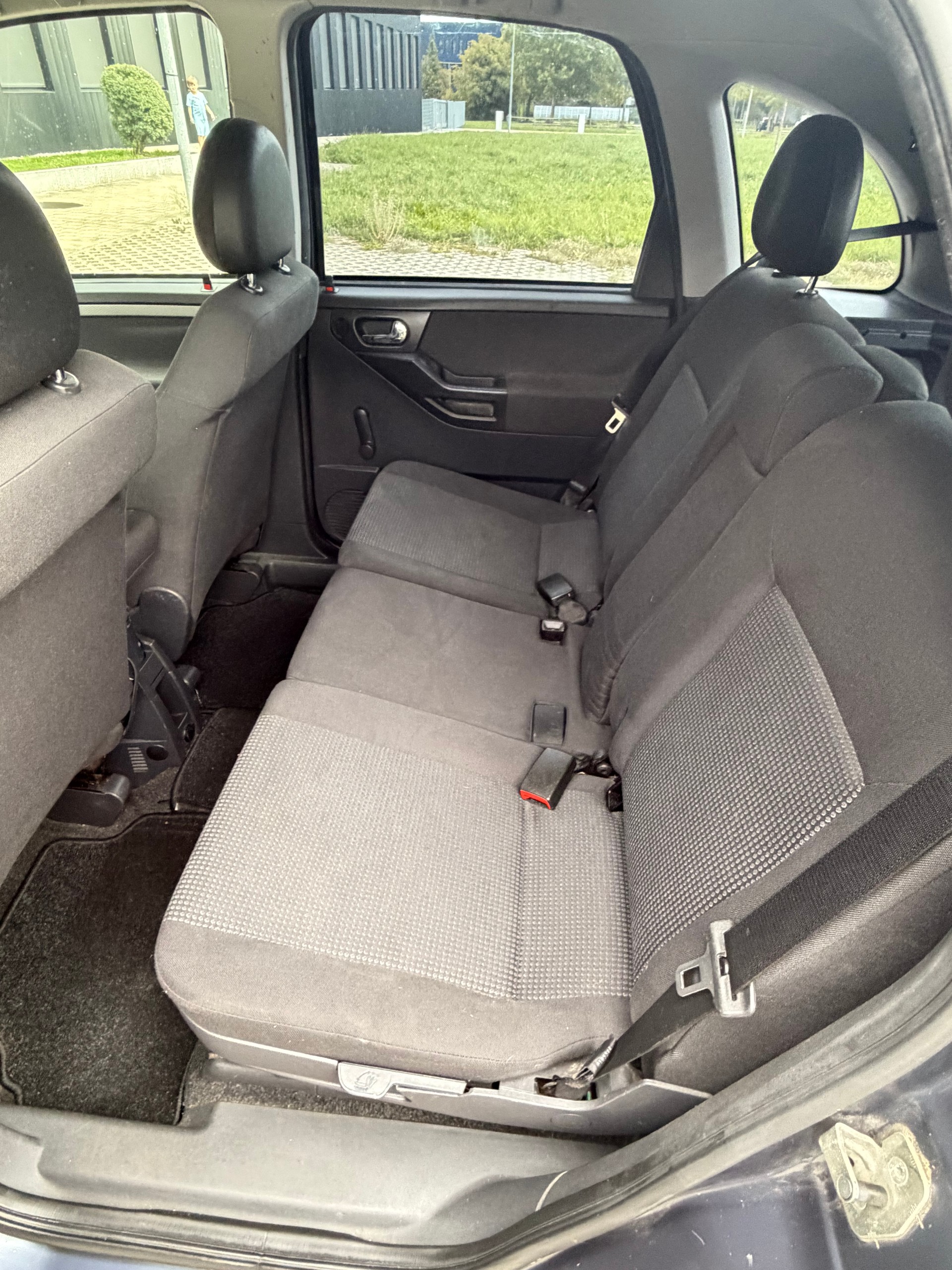 OPEL Meriva 1.6i-16 TP (Essentia)-image-8