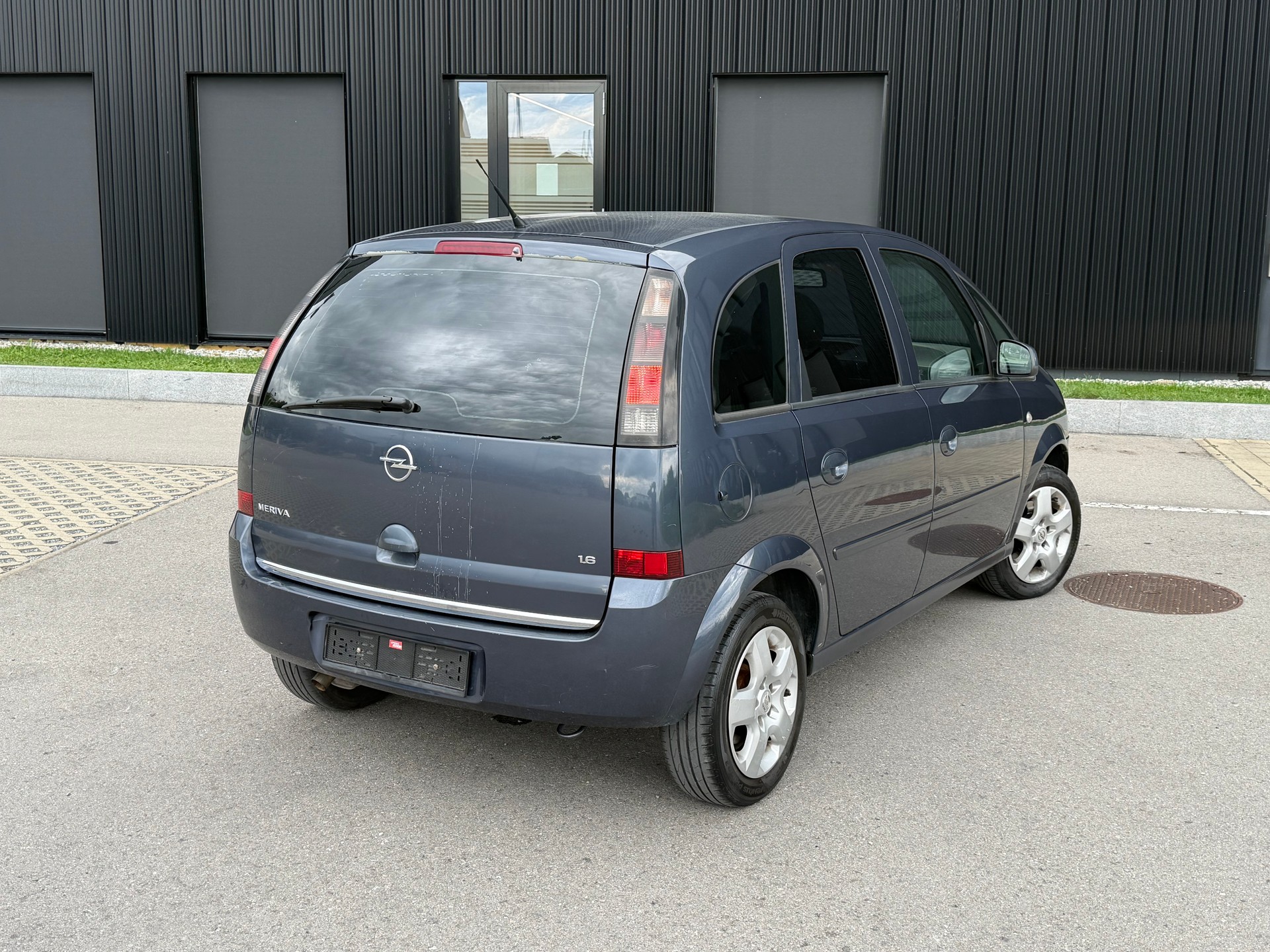 OPEL Meriva 1.6i-16 TP (Essentia)-image-5