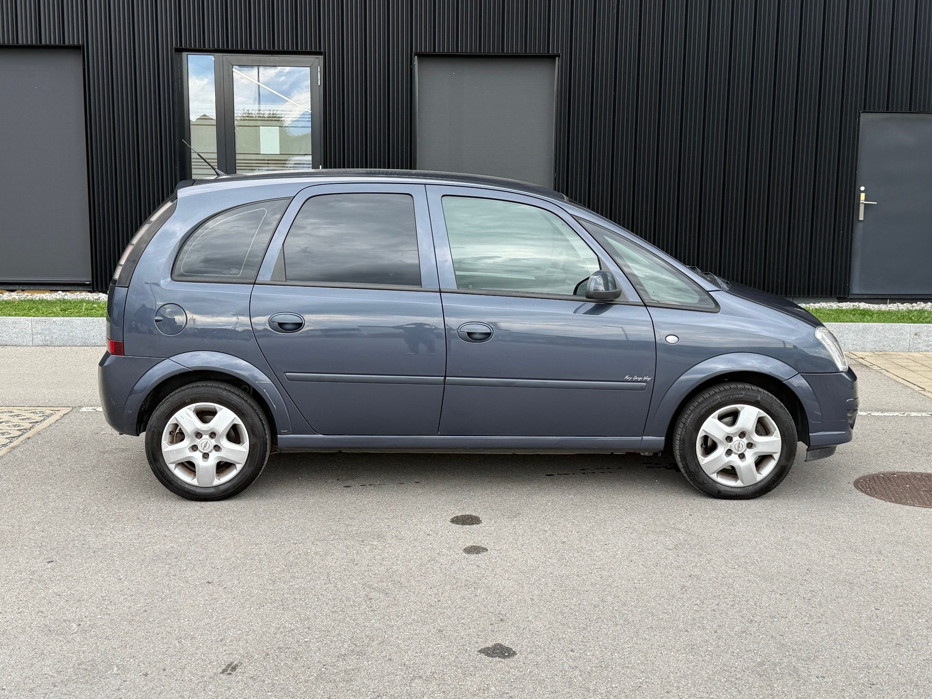 OPEL Meriva 1.6i-16 TP (Essentia)-image-4