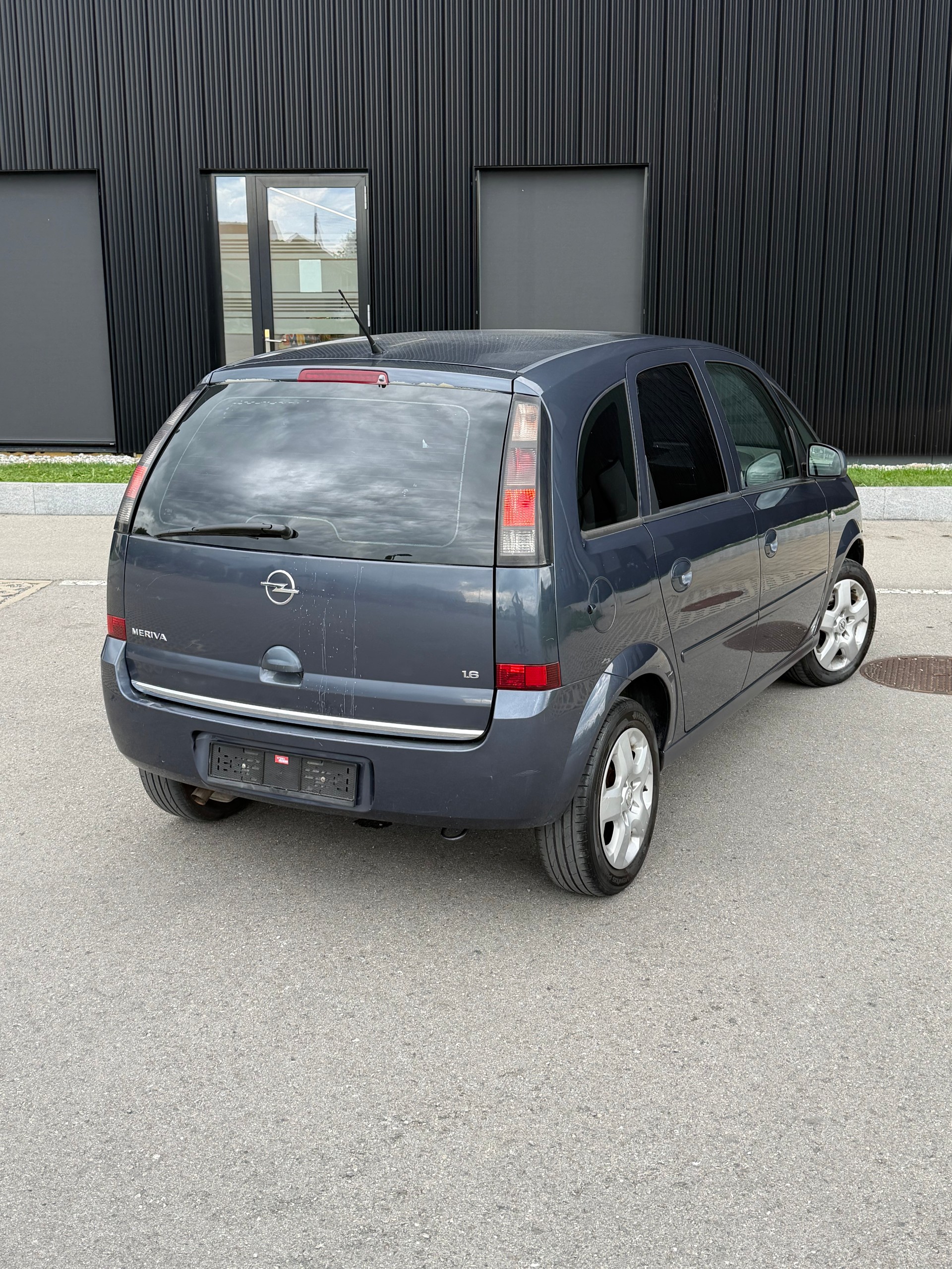 OPEL Meriva 1.6i-16 TP (Essentia)-image-11