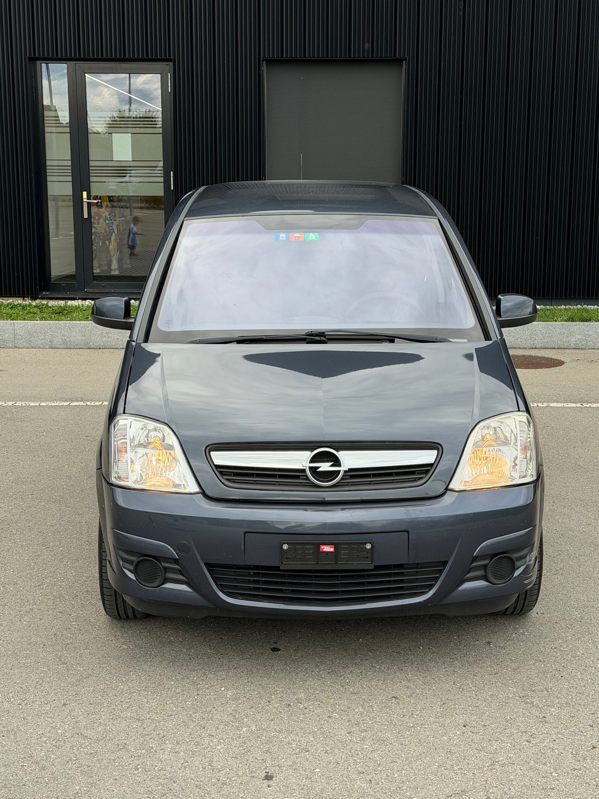 OPEL Meriva 1.6i-16 TP (Essentia)-image-1