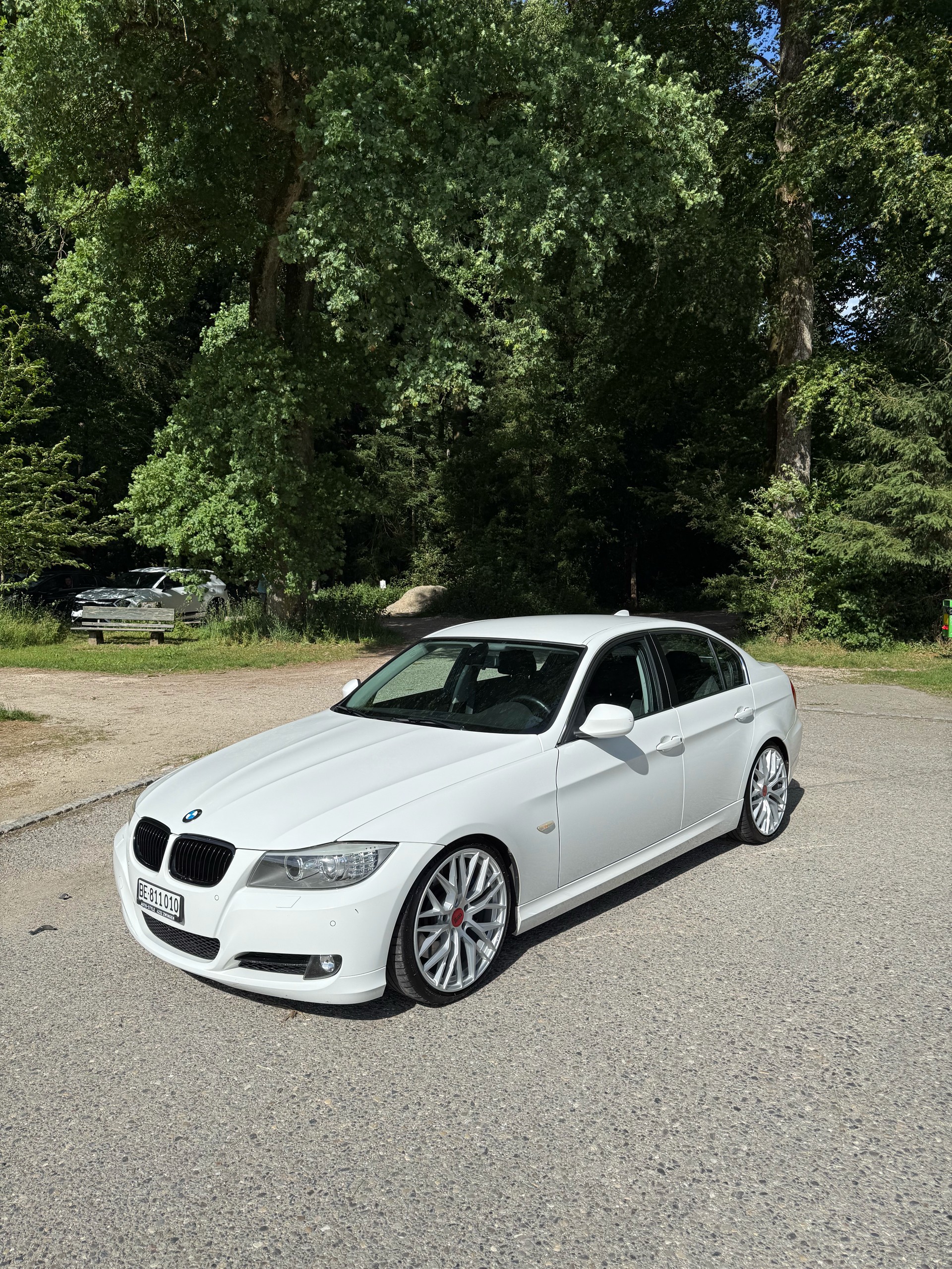 BMW 335i xDrive-image-0