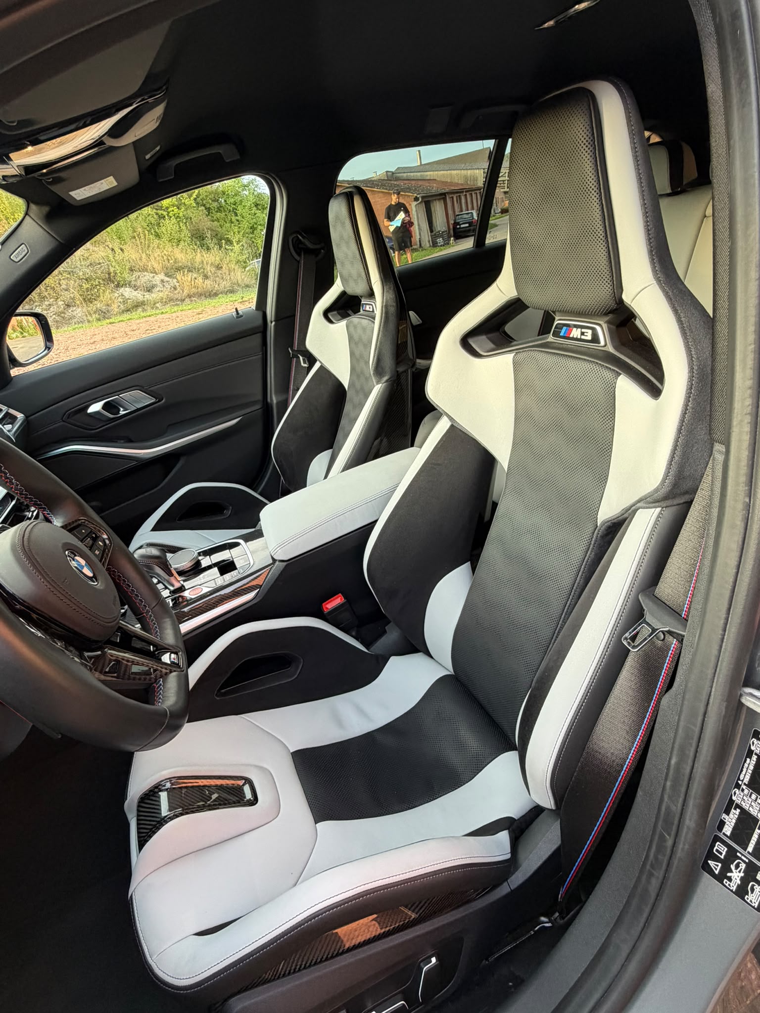 BMW M3 Touring xDrive Competition M-image-17