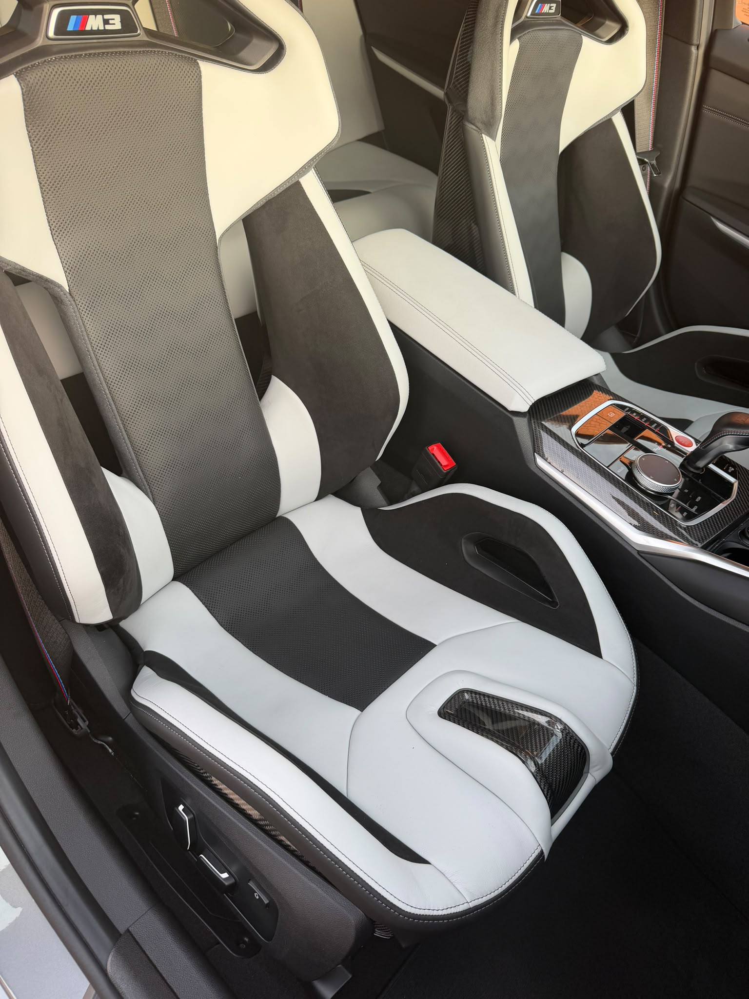 BMW M3 Touring xDrive Competition M-image-22
