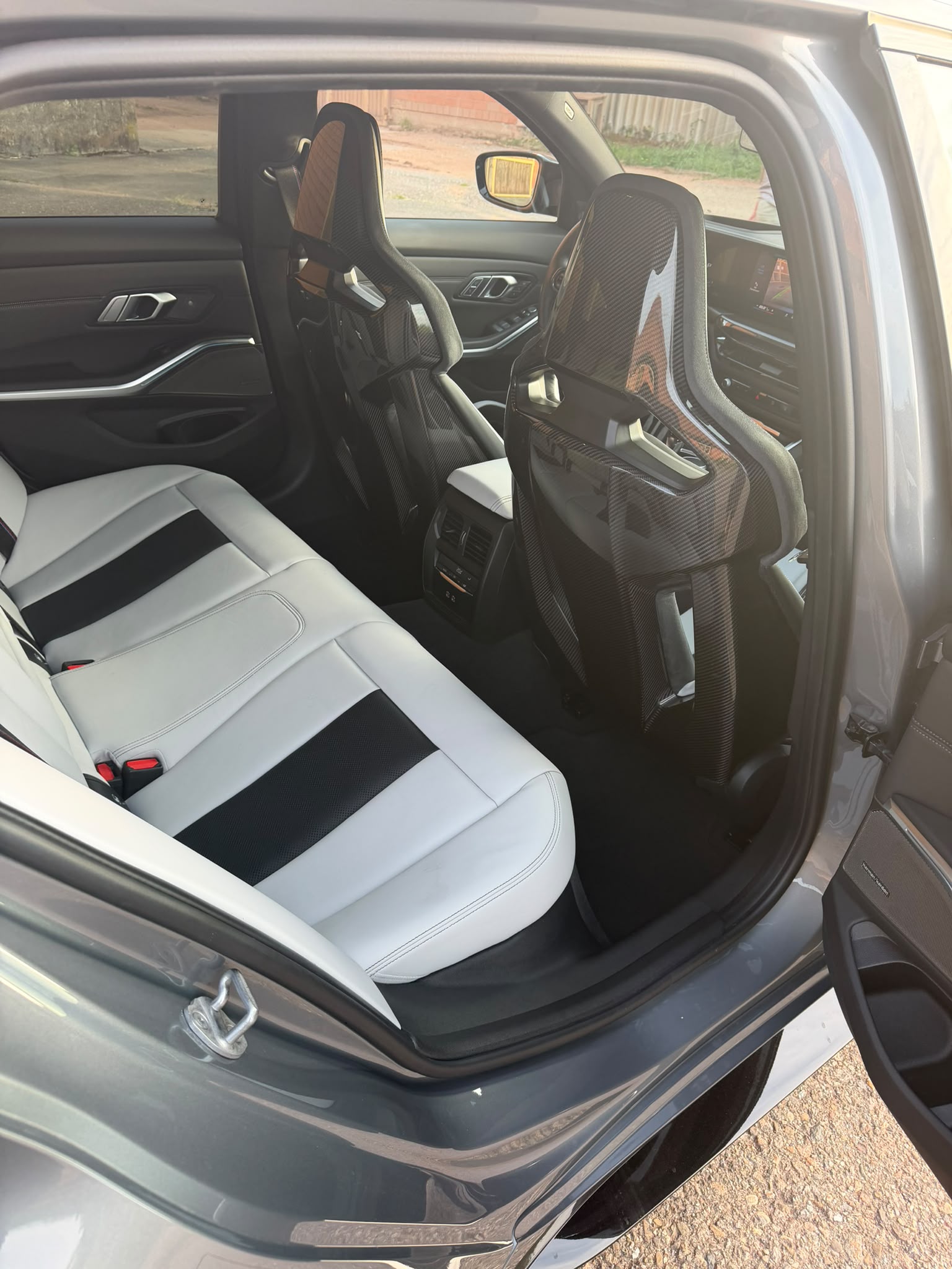 BMW M3 Touring xDrive Competition M-image-25