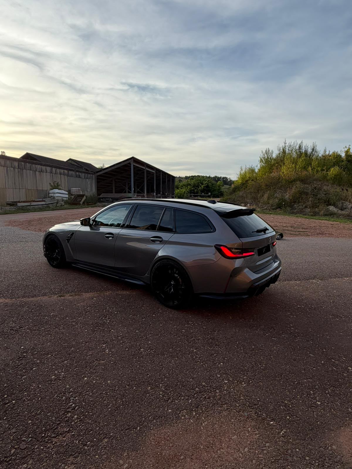 BMW M3 Touring xDrive Competition M-image-2