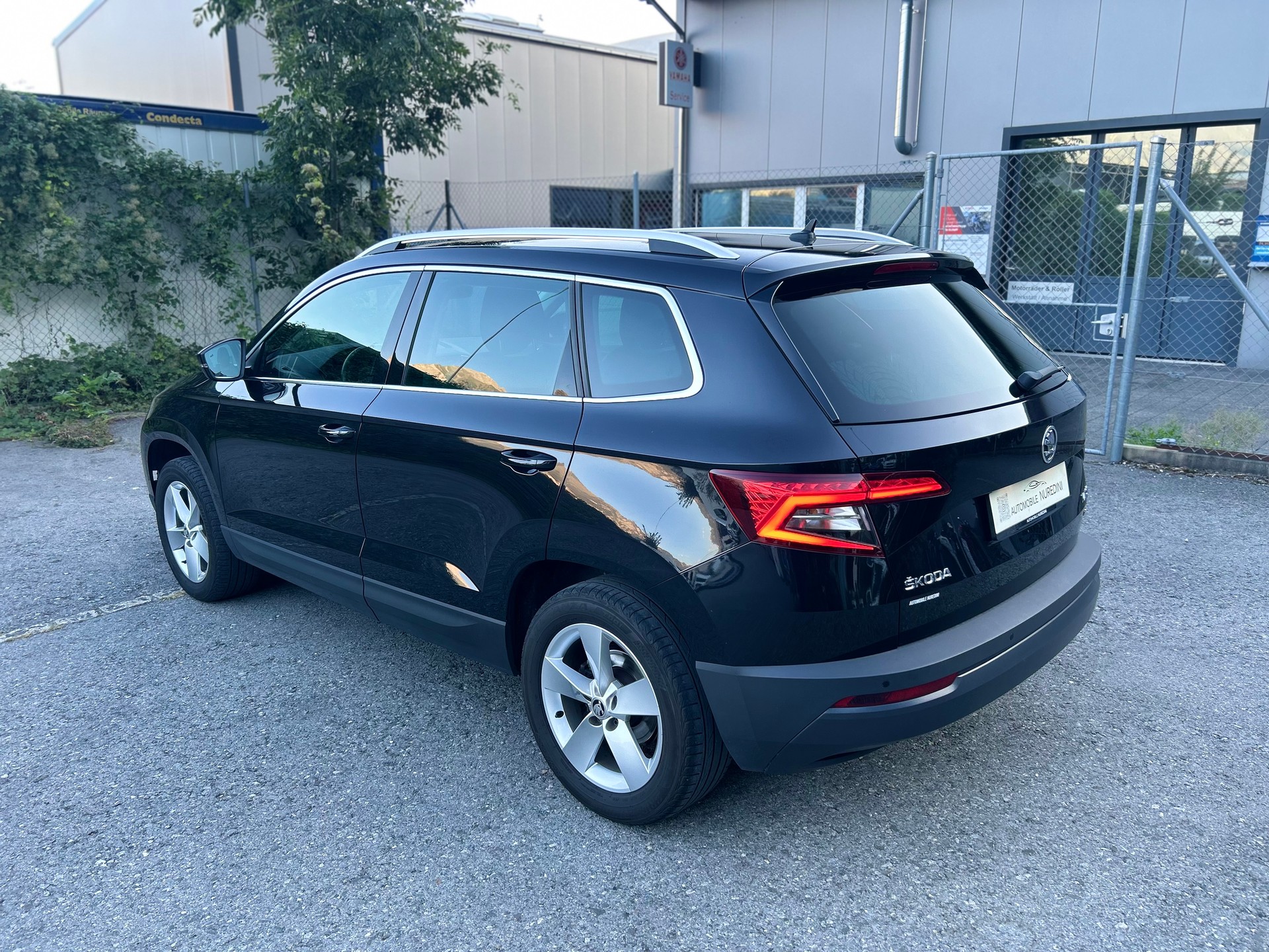 SKODA Karoq 2.0 TDI CR Style 4x4 DSG-image-3
