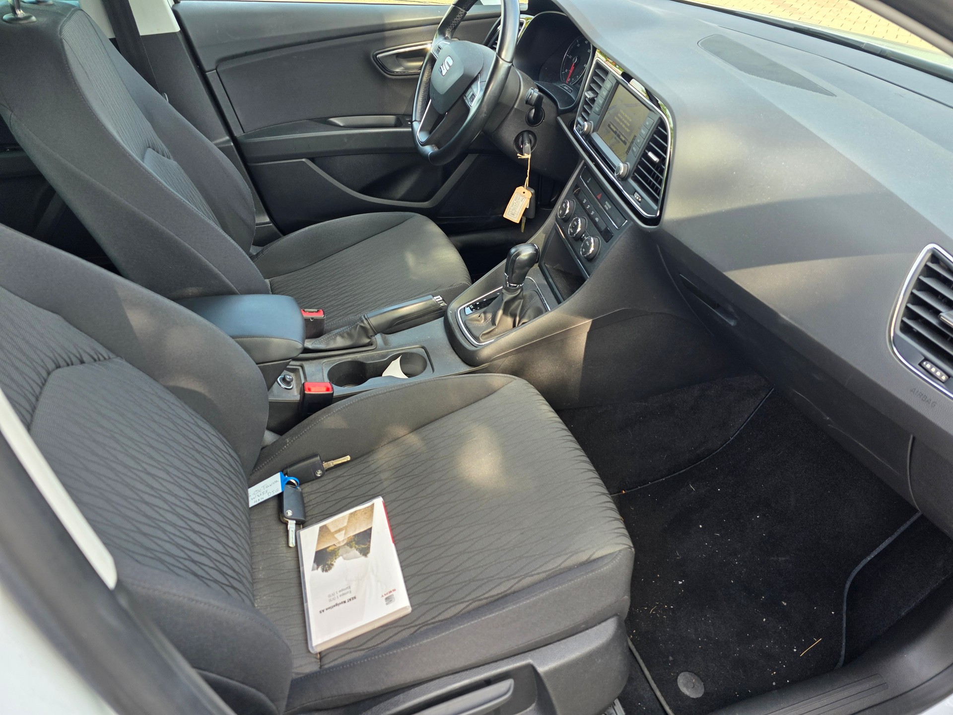SEAT Leon ST 1.6 TDI Style DSG-image-16