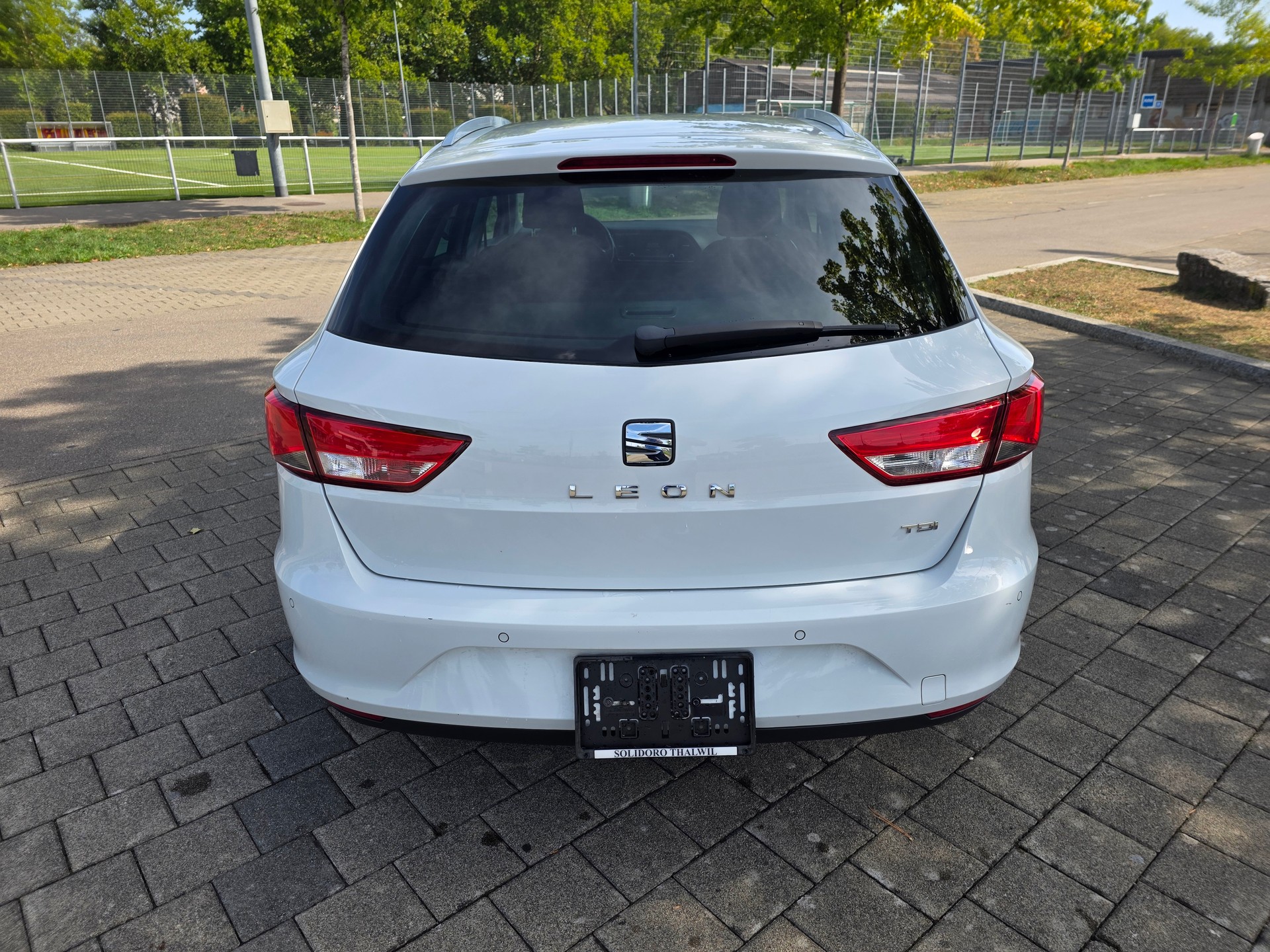 SEAT Leon ST 1.6 TDI Style DSG-image-5