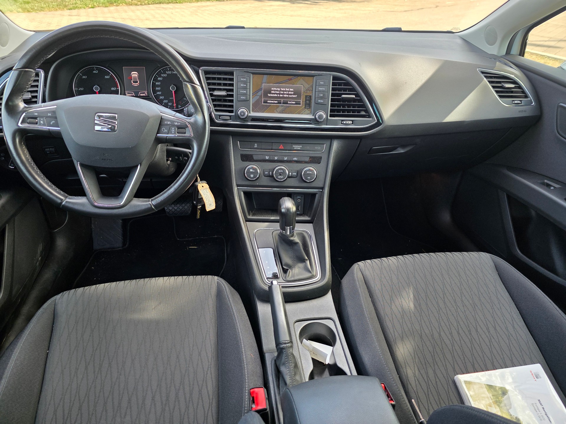 SEAT Leon ST 1.6 TDI Style DSG-image-13
