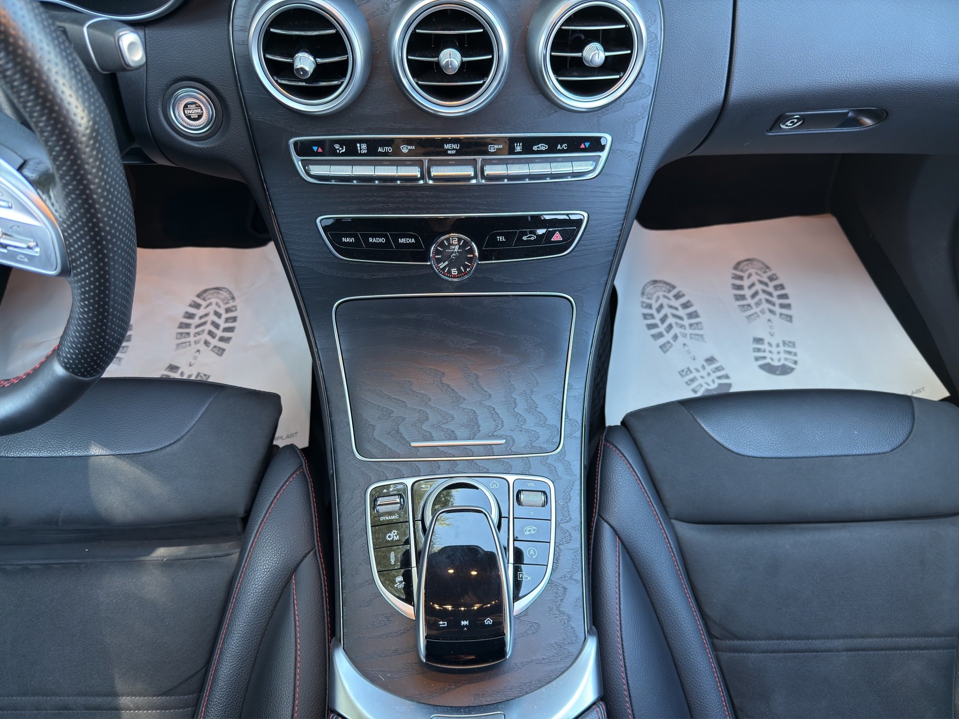 MERCEDES-BENZ C 43 AMG 4Matic 9G-Tronic-image-13