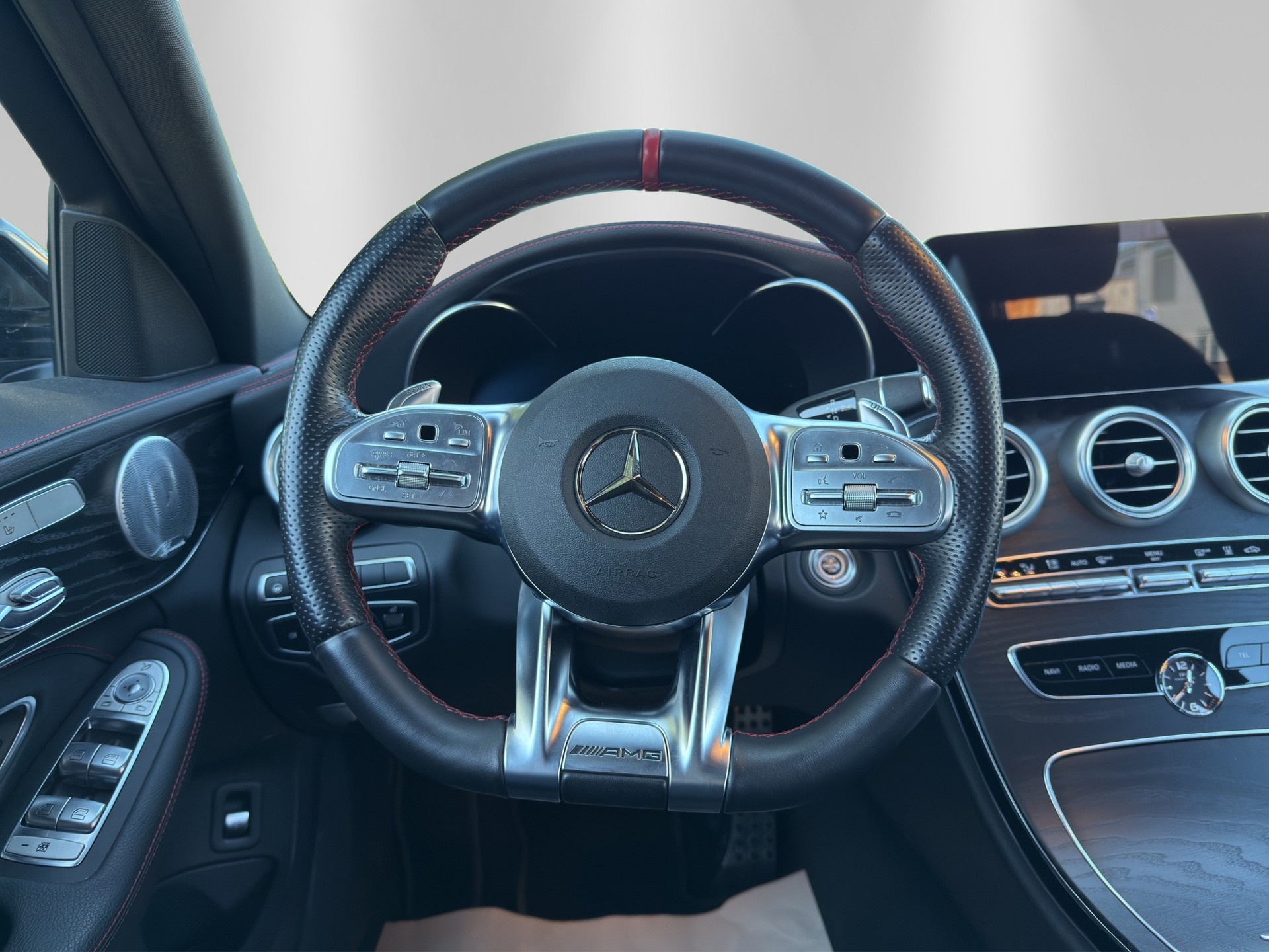 MERCEDES-BENZ C 43 AMG 4Matic 9G-Tronic-image-10
