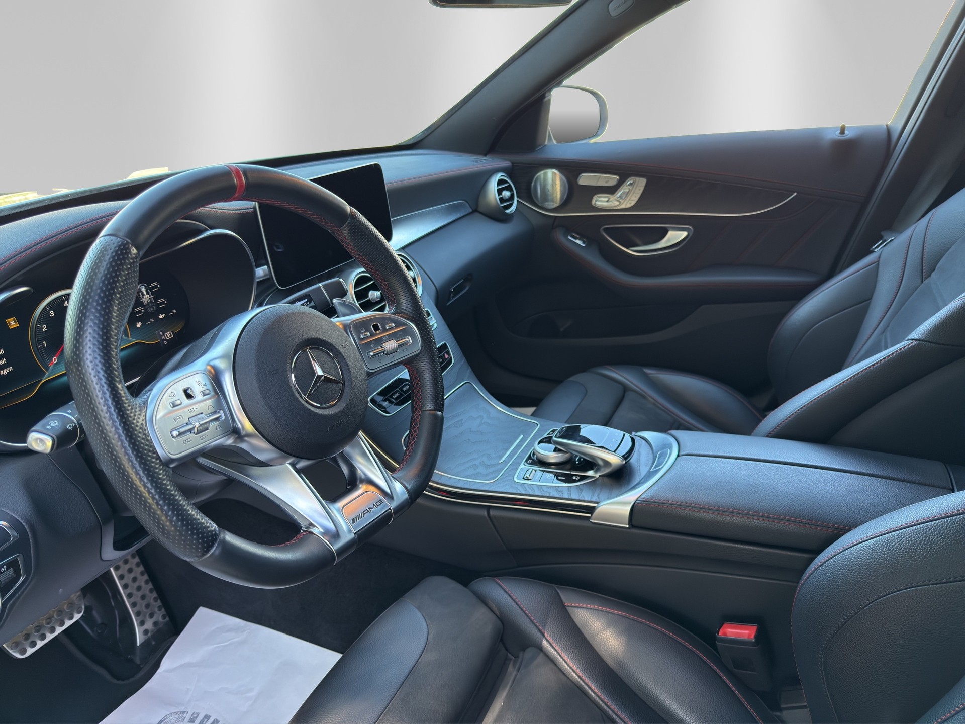 MERCEDES-BENZ C 43 AMG 4Matic 9G-Tronic-image-8