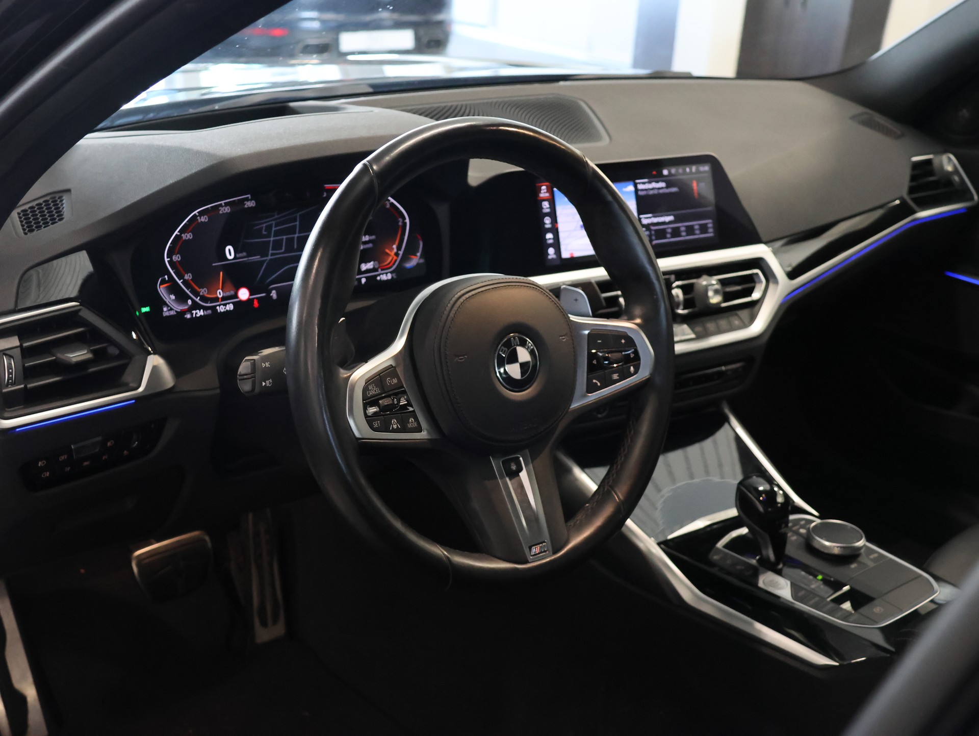 BMW 320d xDrive M Sport Steptronic-image-14