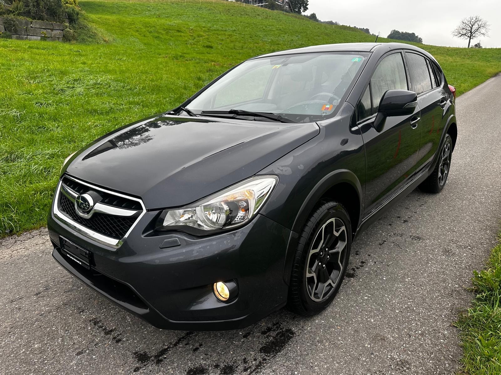 SUBARU XV 2.0 Swiss Three AWD CVT-image-0