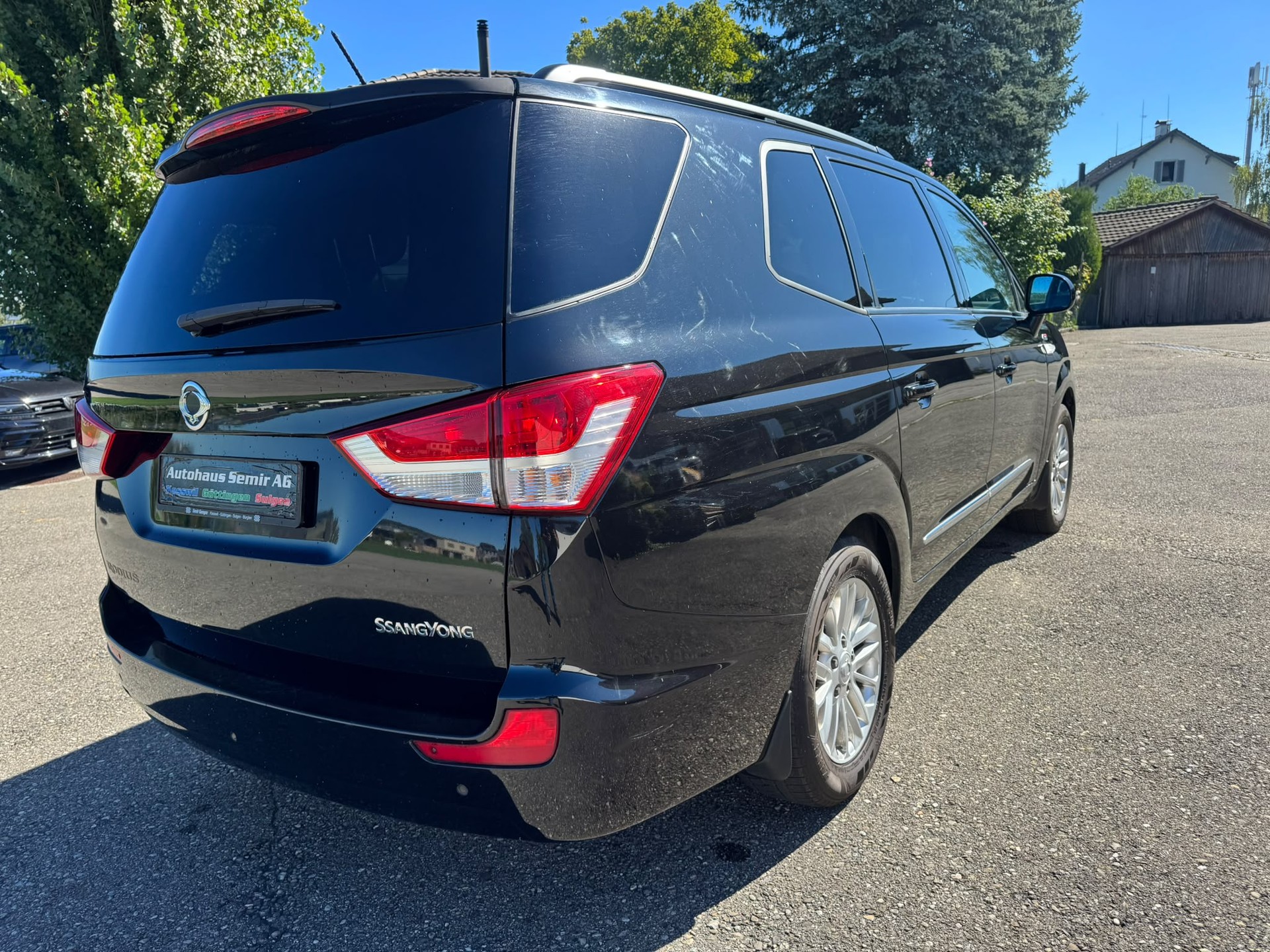 KGM-SsangYong Rodius SV200 e-XDi Quartz 4WD E-Tronic-image-8