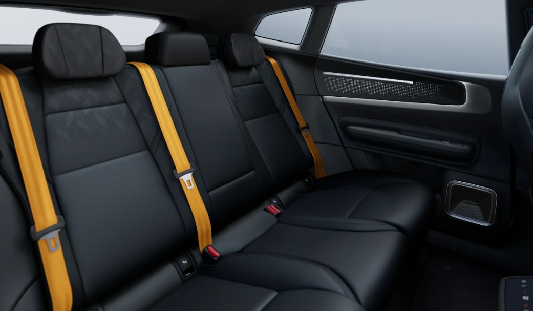 POLESTAR 4 SUV Long Range Dual Motor Performance Prime-image-9
