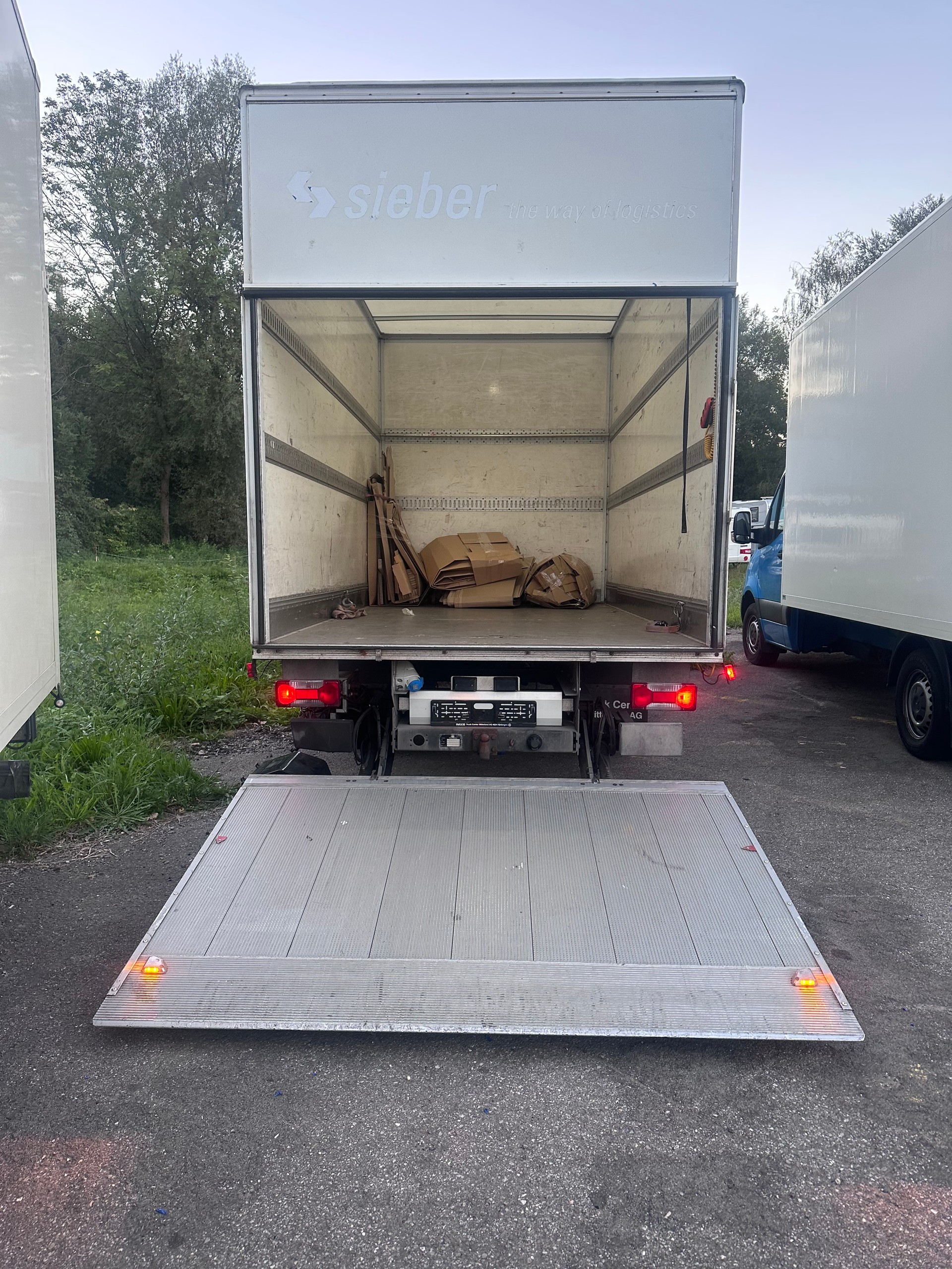 IVECO 35 S 18 A8-image-13