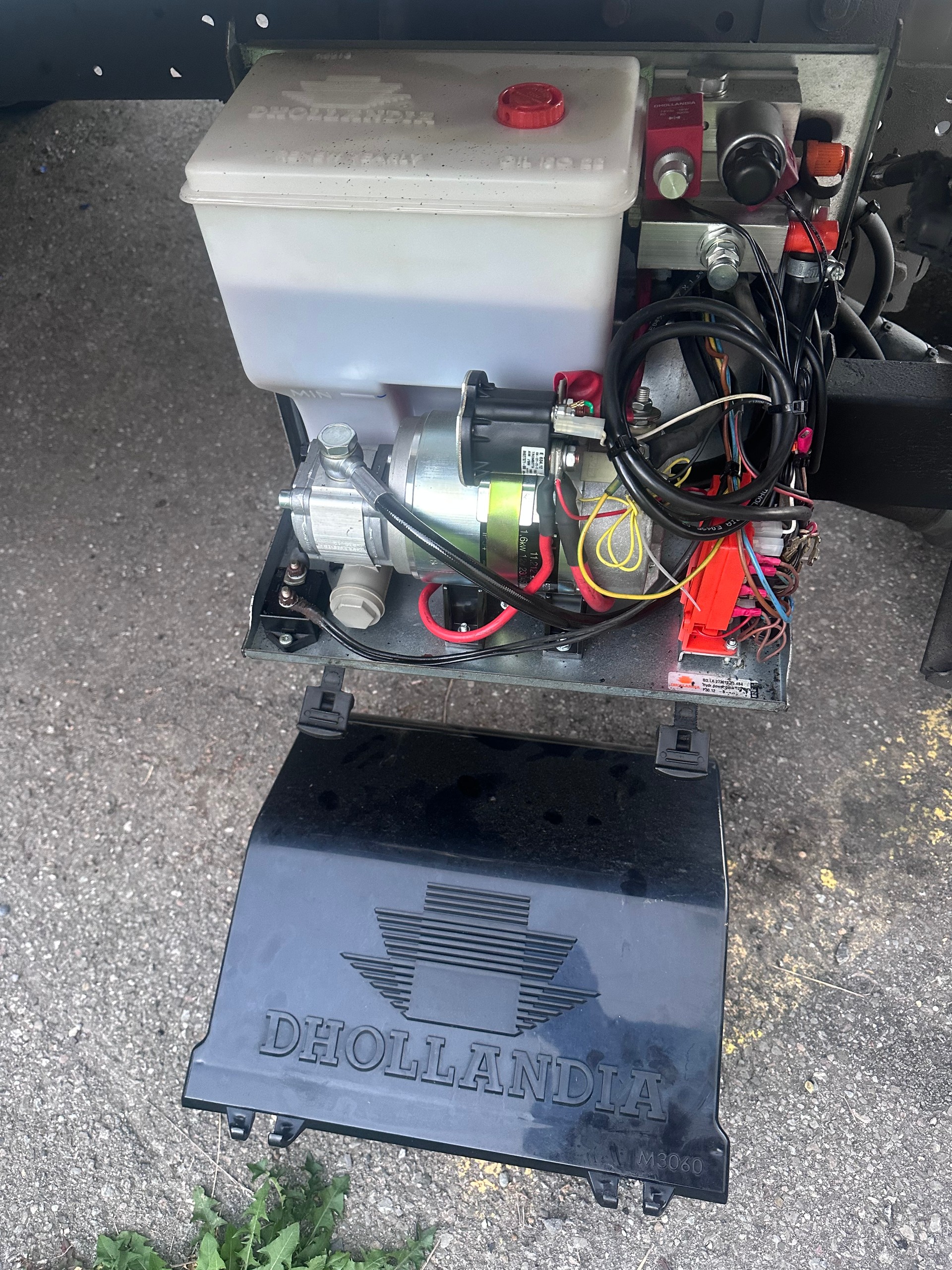 IVECO 35 S 18 A8-image-12