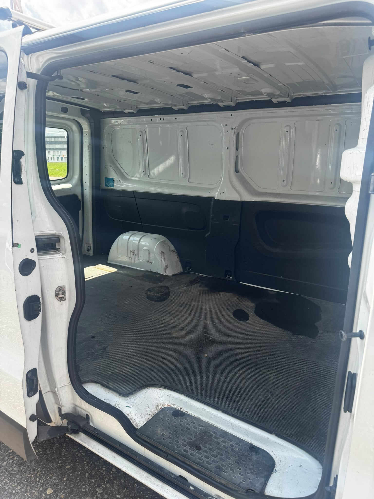 OPEL Vivaro 1.6 BiTurbo CDTI ecoFLEX 2.9t L2H1-image-10