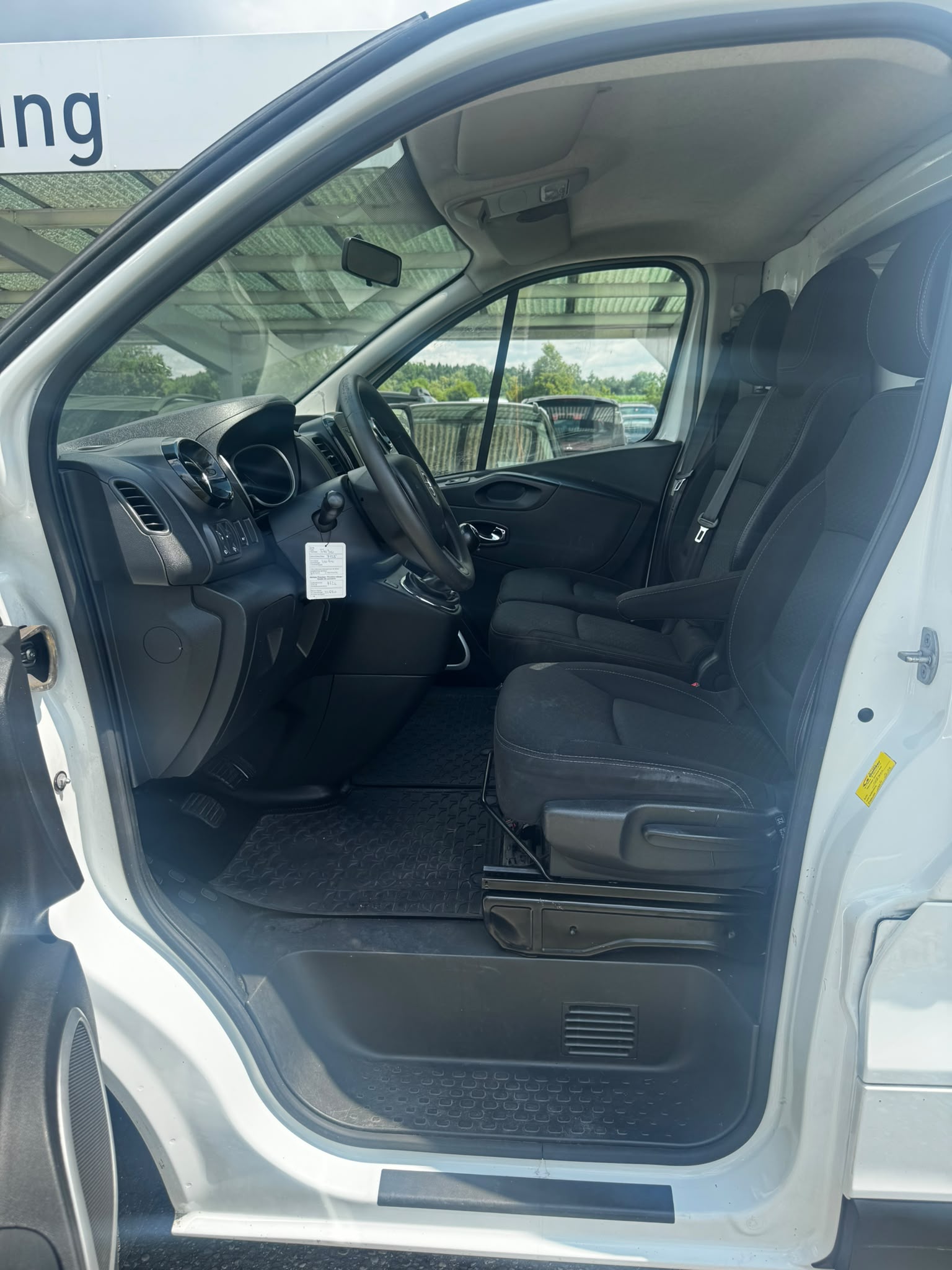 OPEL Vivaro 1.6 BiTurbo CDTI ecoFLEX 2.9t L2H1-image-8