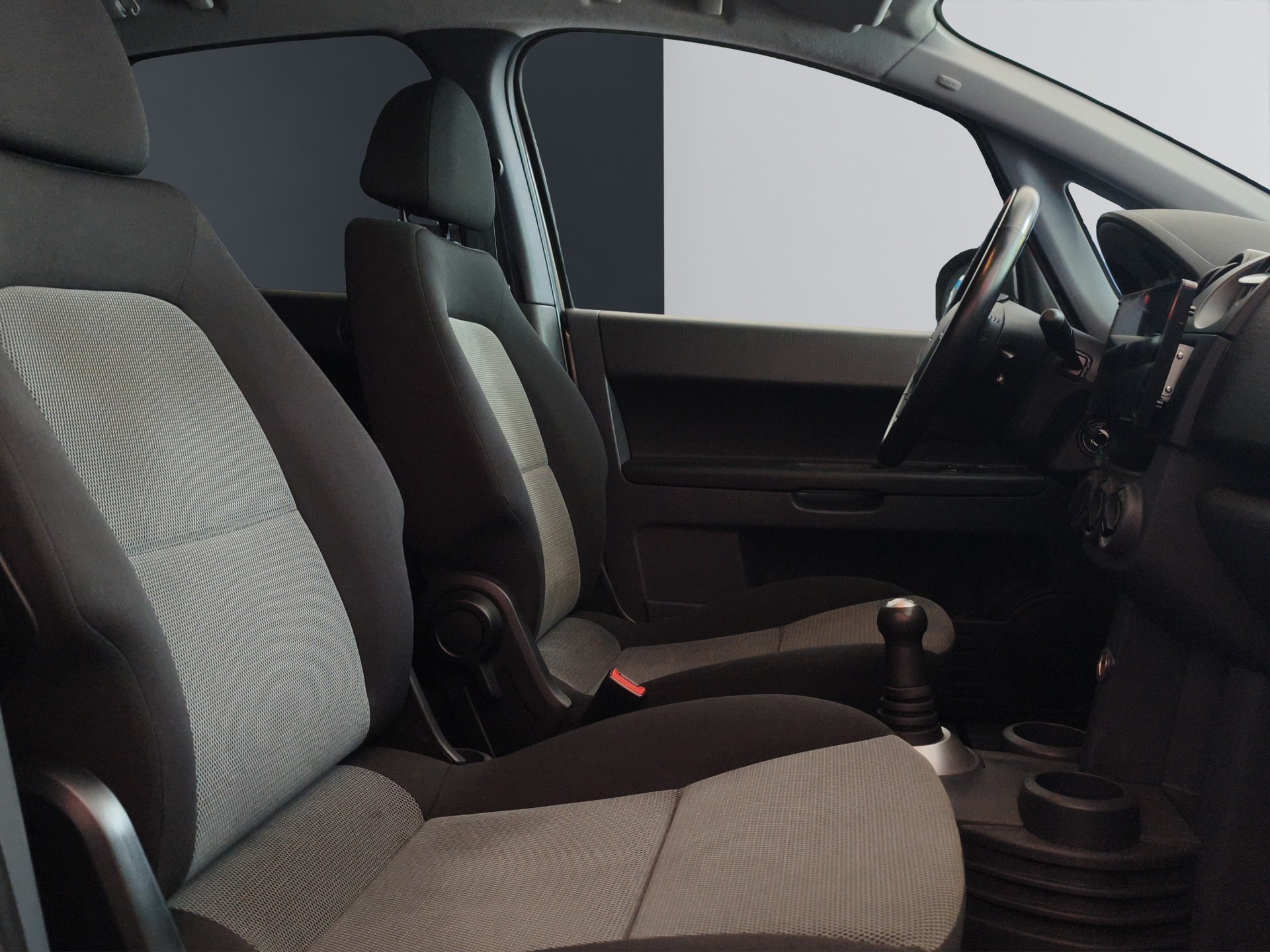 MITSUBISHI Colt 1.3 16V Intense Allshift-image-9