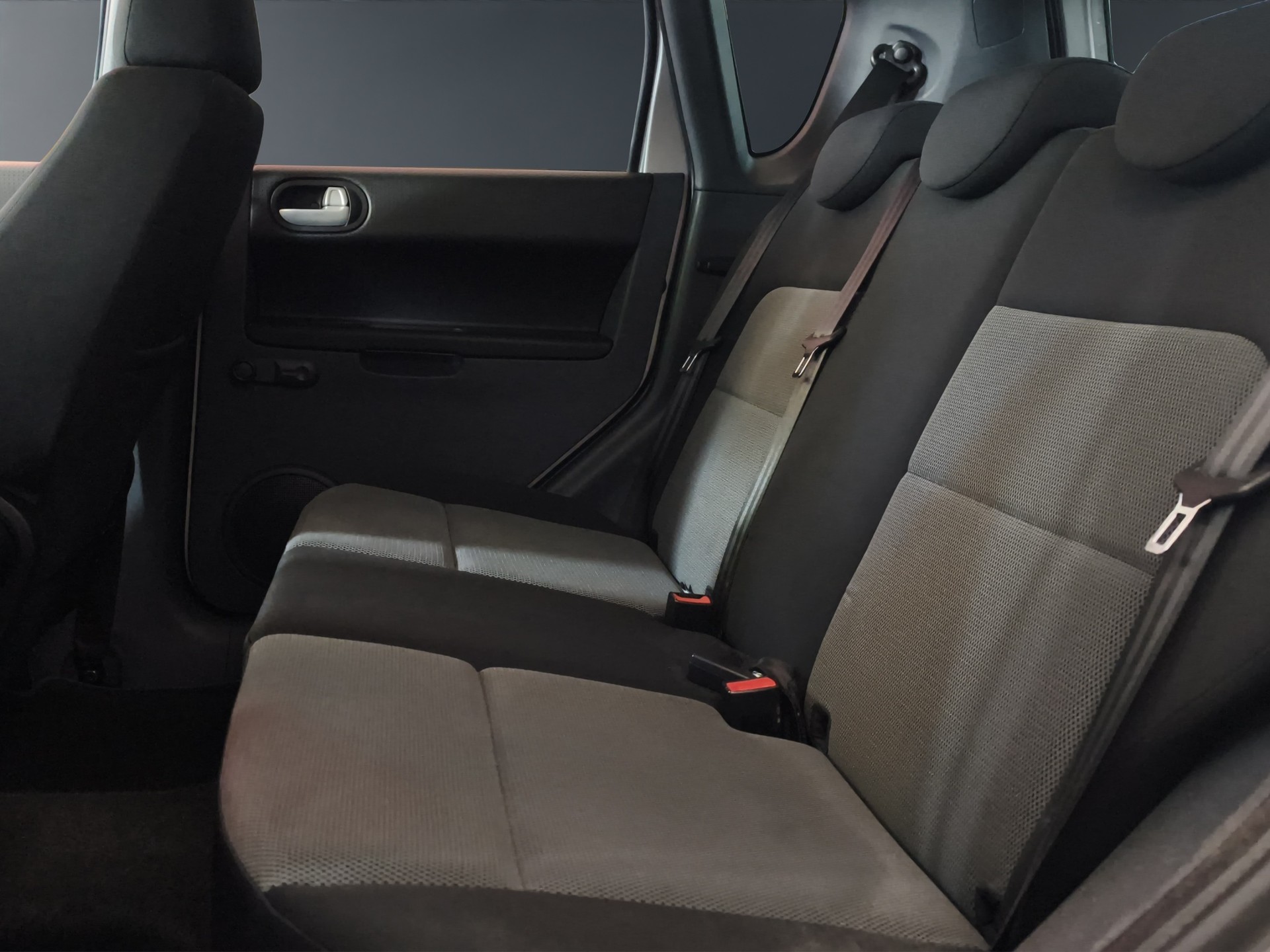MITSUBISHI Colt 1.3 16V Intense Allshift-image-13