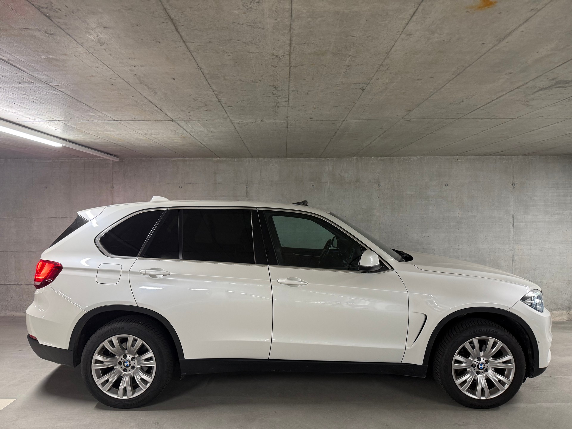 BMW X5 30d xDrive-image-3