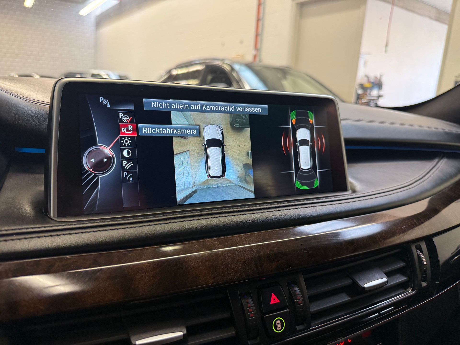 BMW X5 30d xDrive-image-13