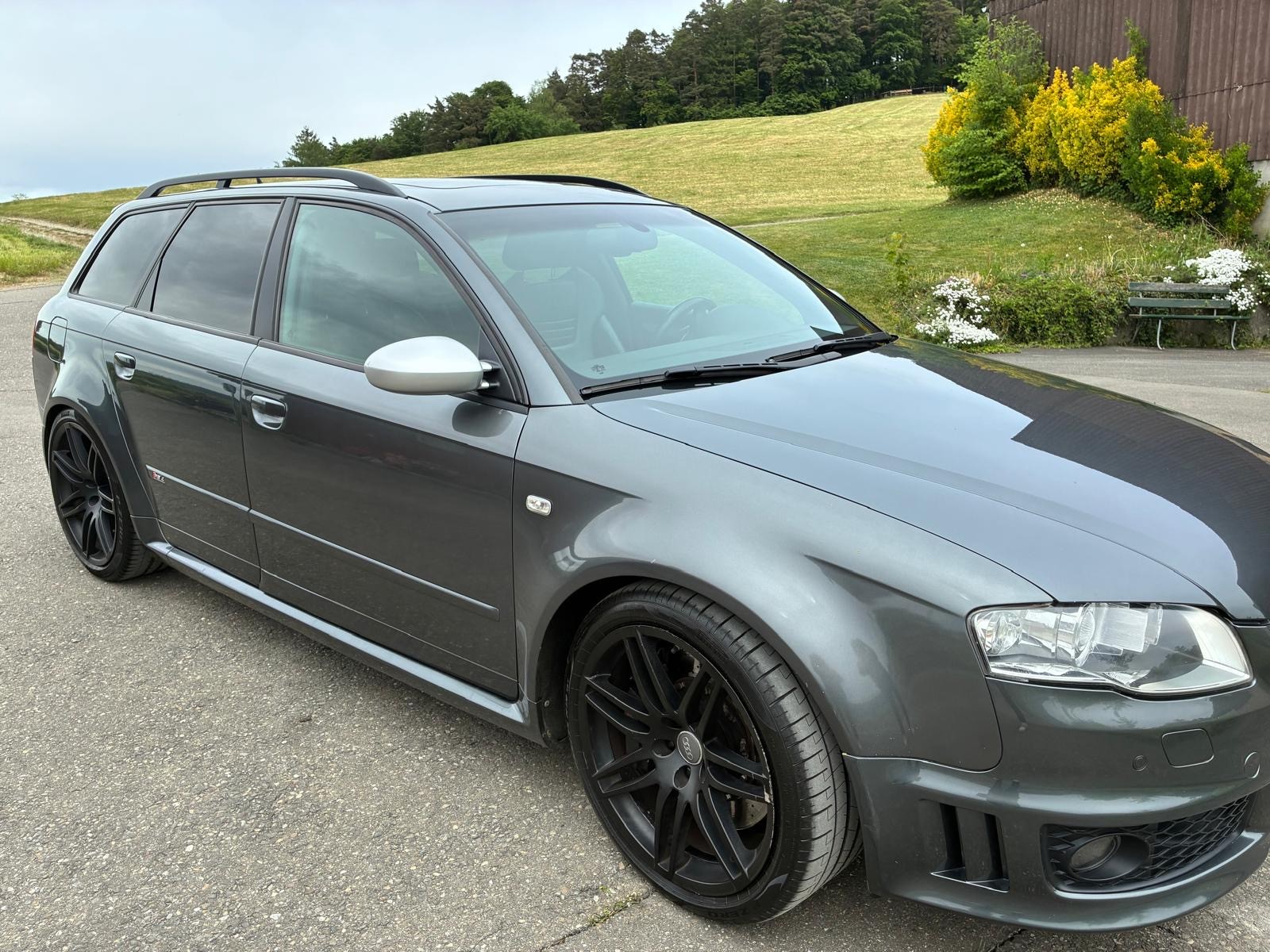 Car photo