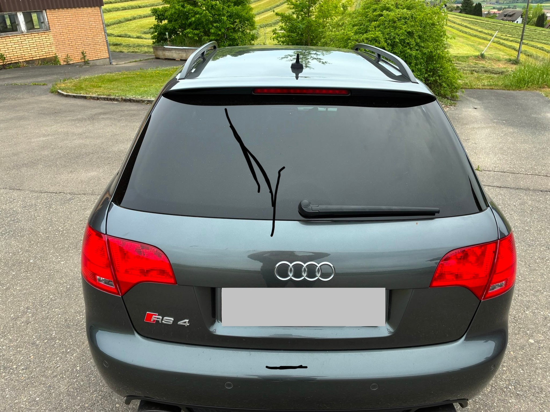 AUDI 4.2 V8 quattro-image-2