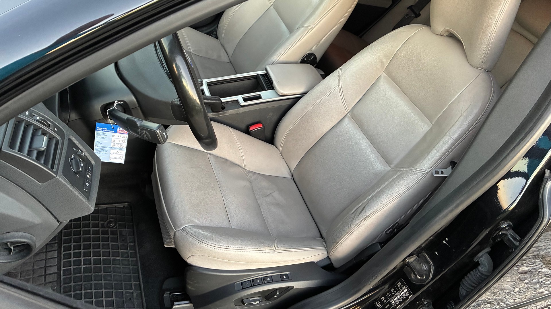 VOLVO V50 T5 Summum-image-10