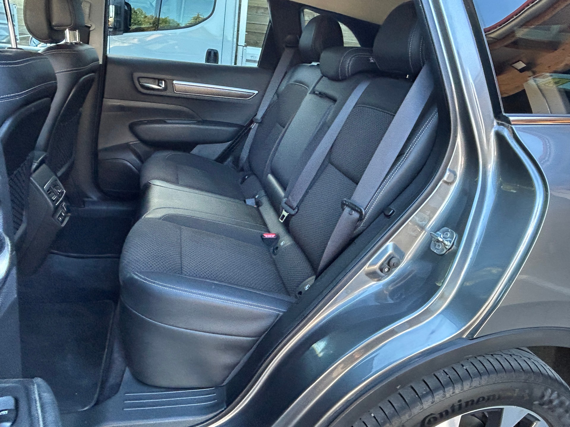 RENAULT Koleos 2.0 dCi Intens 4x4 Xtronic CVT-image-15