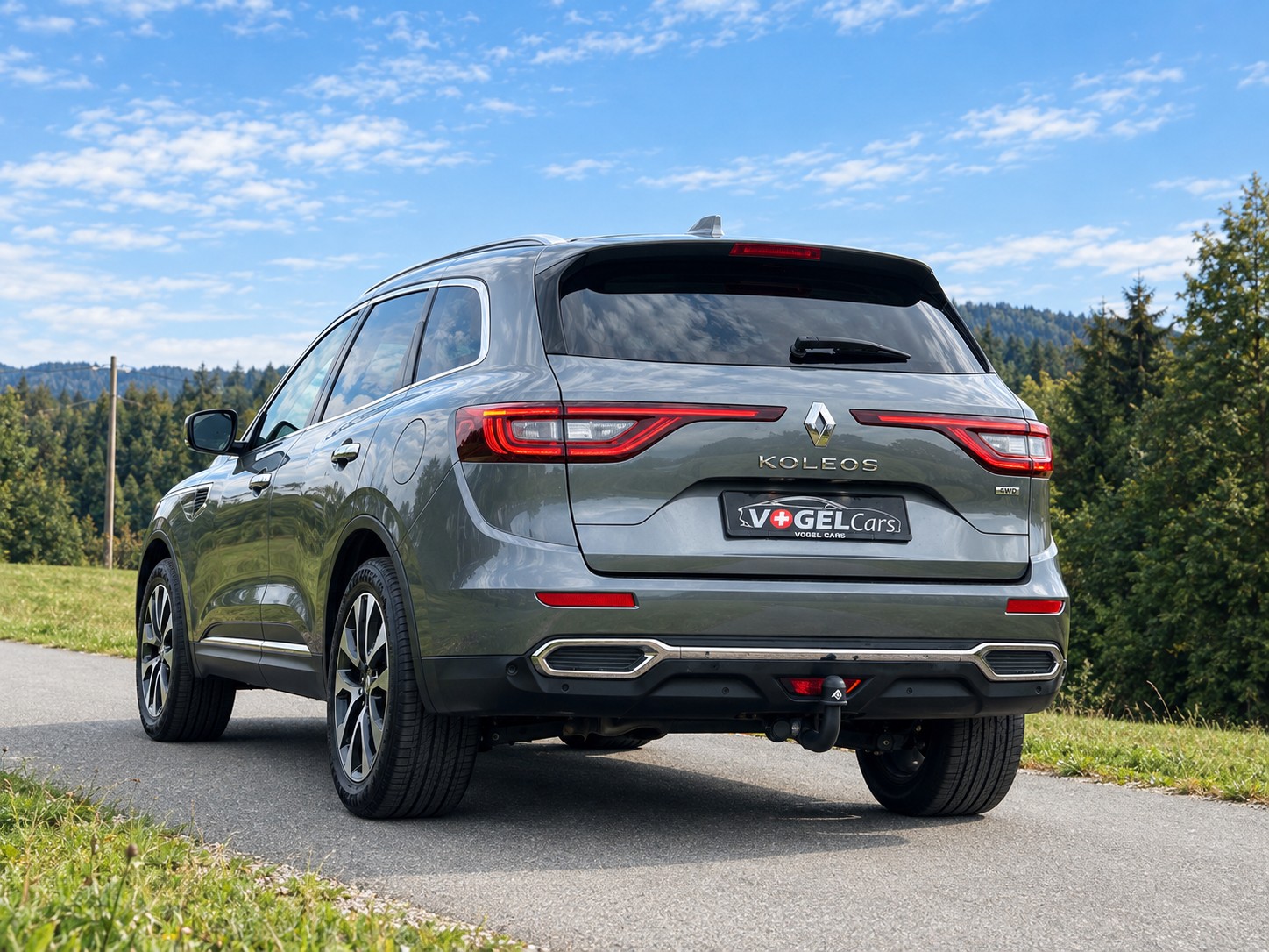 RENAULT Koleos 2.0 dCi Intens 4x4 Xtronic CVT-image-1