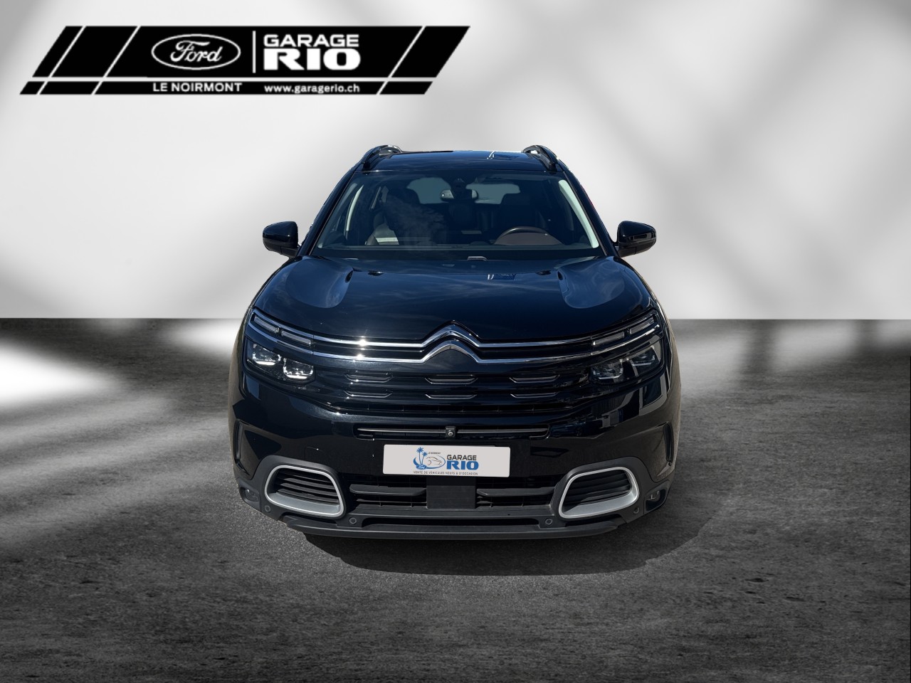 CITROEN C5 Aircross 1.6i PureTech Shine EAT8-image-1