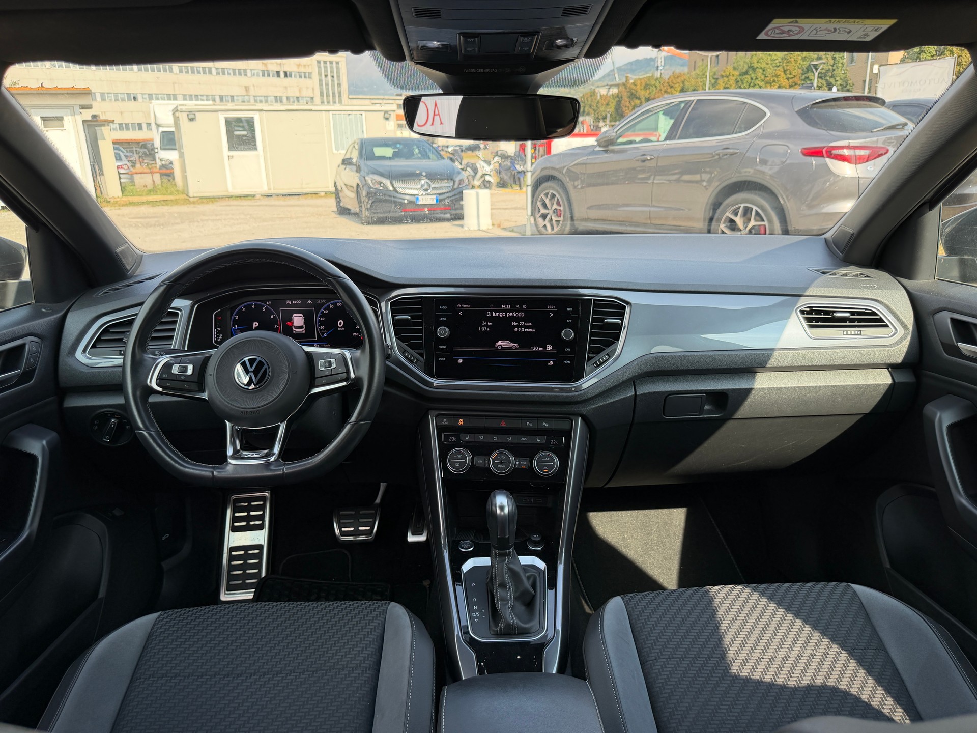VW T-Roc 1.5 TSI EVO Sport DSG-image-7