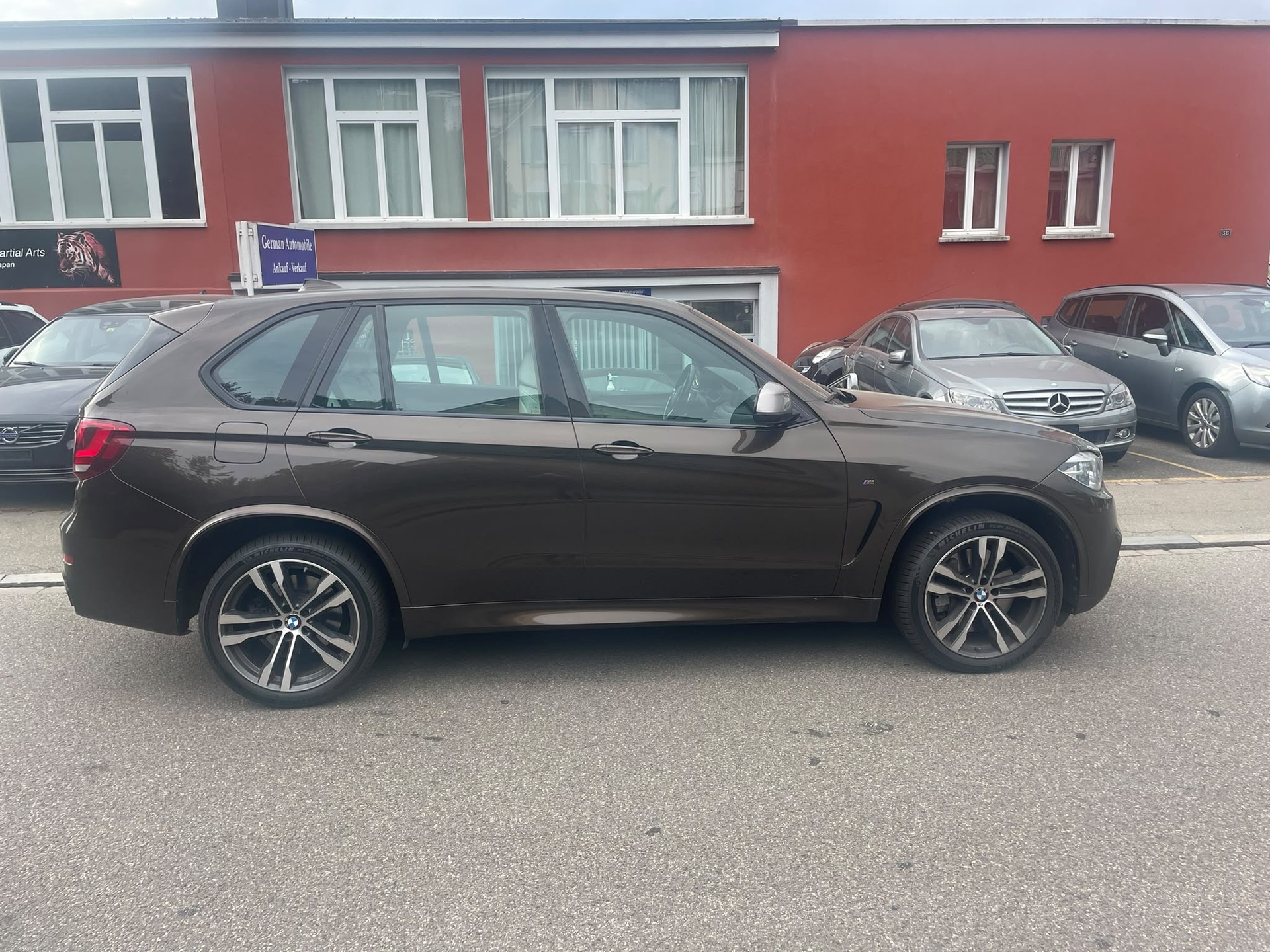BMW X5 xDrive M50d Steptronic-image-4