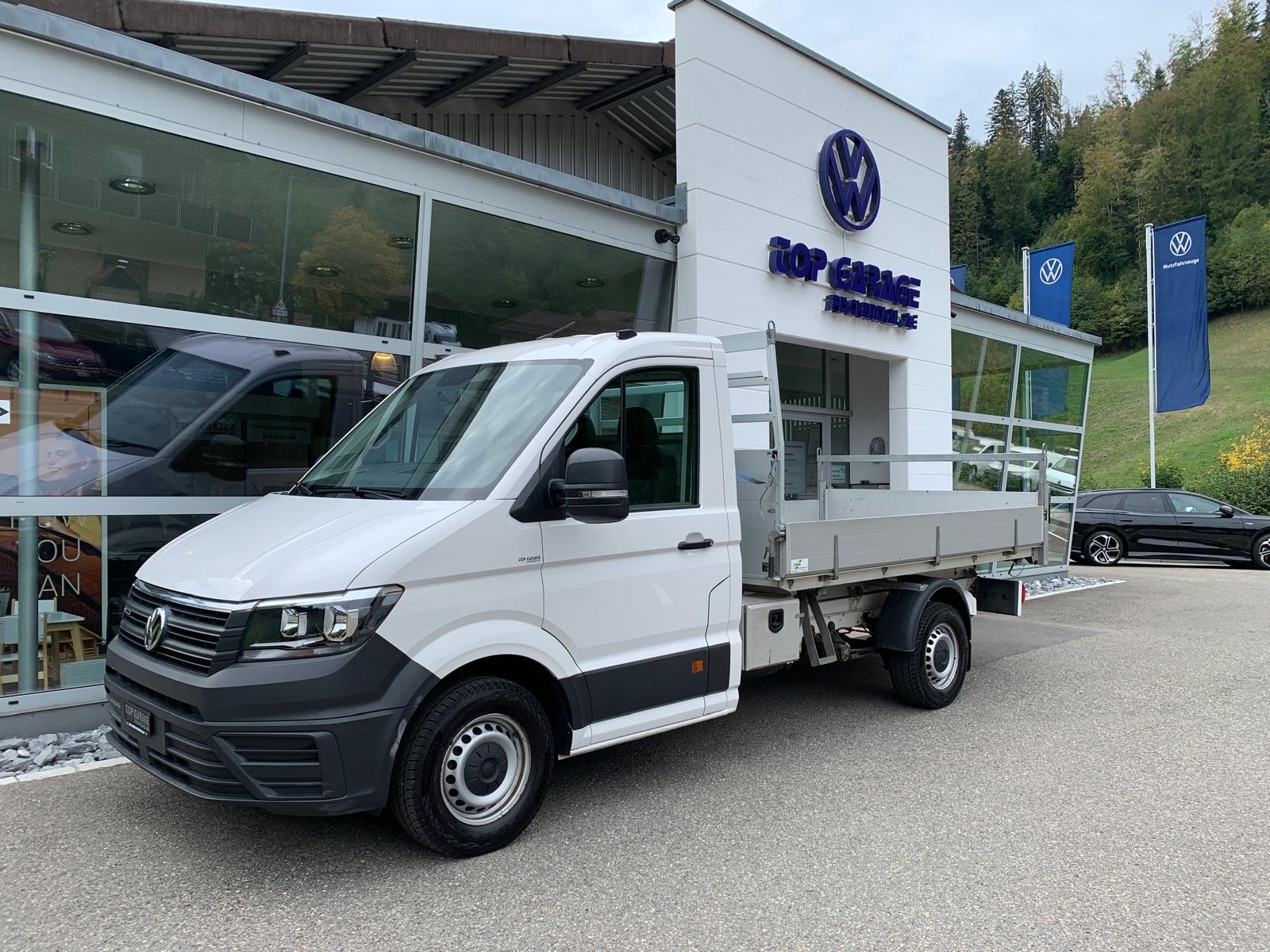 VW Crafter 35 2.0 TDI L3 4Motion-image-1