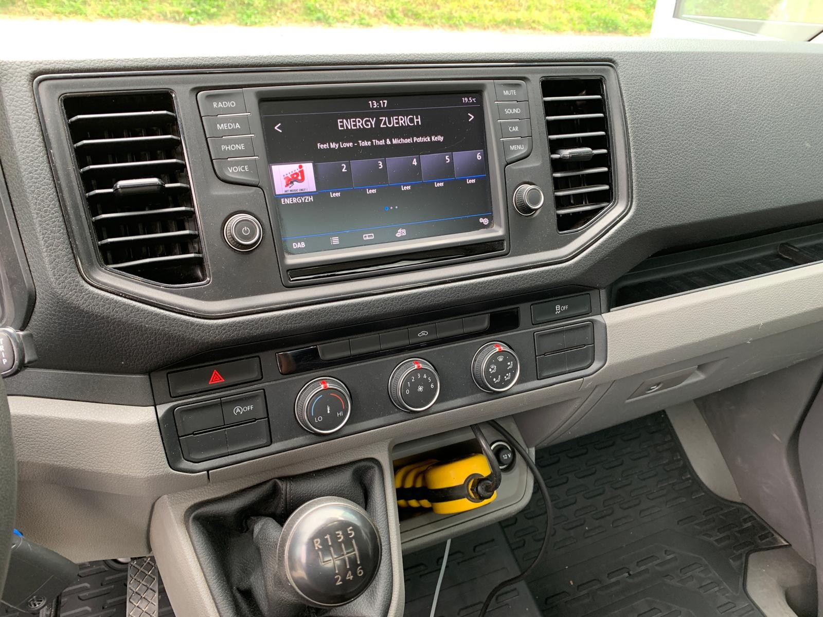 VW Crafter 35 2.0 TDI L3 4Motion-image-14