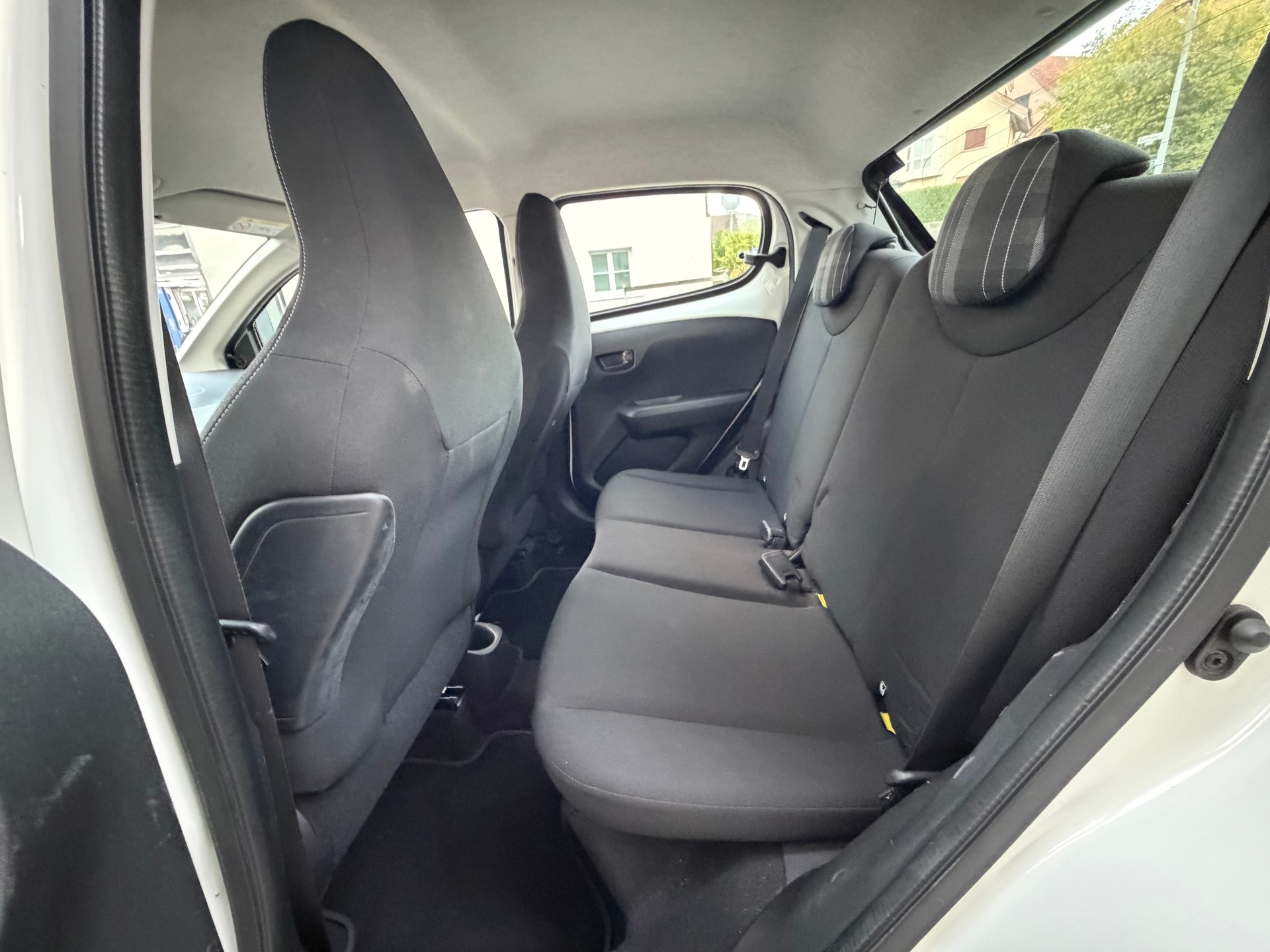PEUGEOT 108 1.0 VTi AUTOMAT Active ETG | CarPlay | Bluetooth | Frisch MFK | Frisch Service | Klima | Rückfahrkamera |-image-7