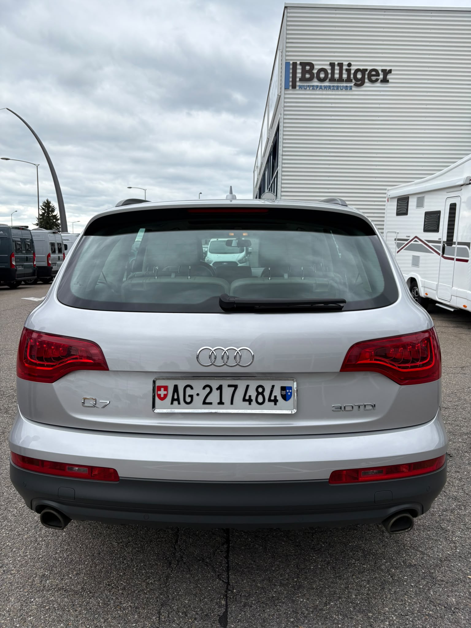 AUDI 3.0 V6 TDI quattro T-Tronic-image-4