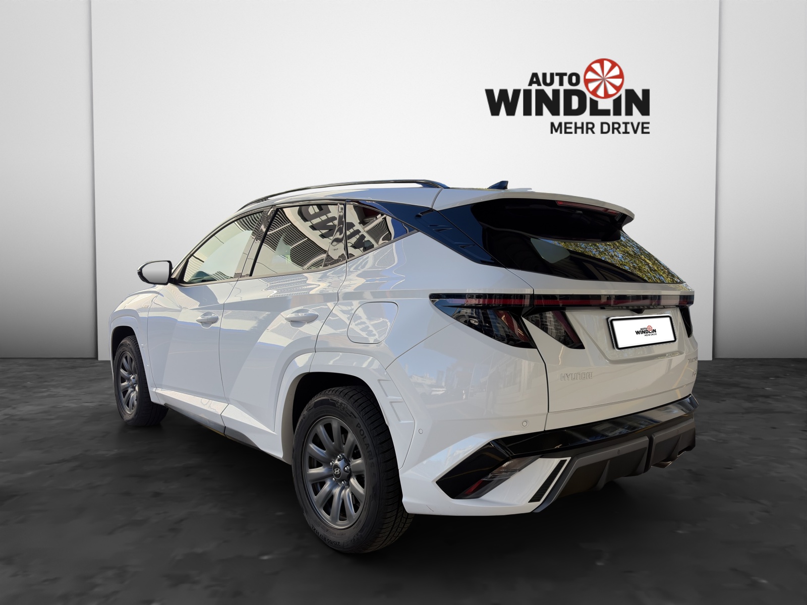 HYUNDAI Tucson 1.6 T-GDi PHEV N-Line Sunroof 4WD-image-3