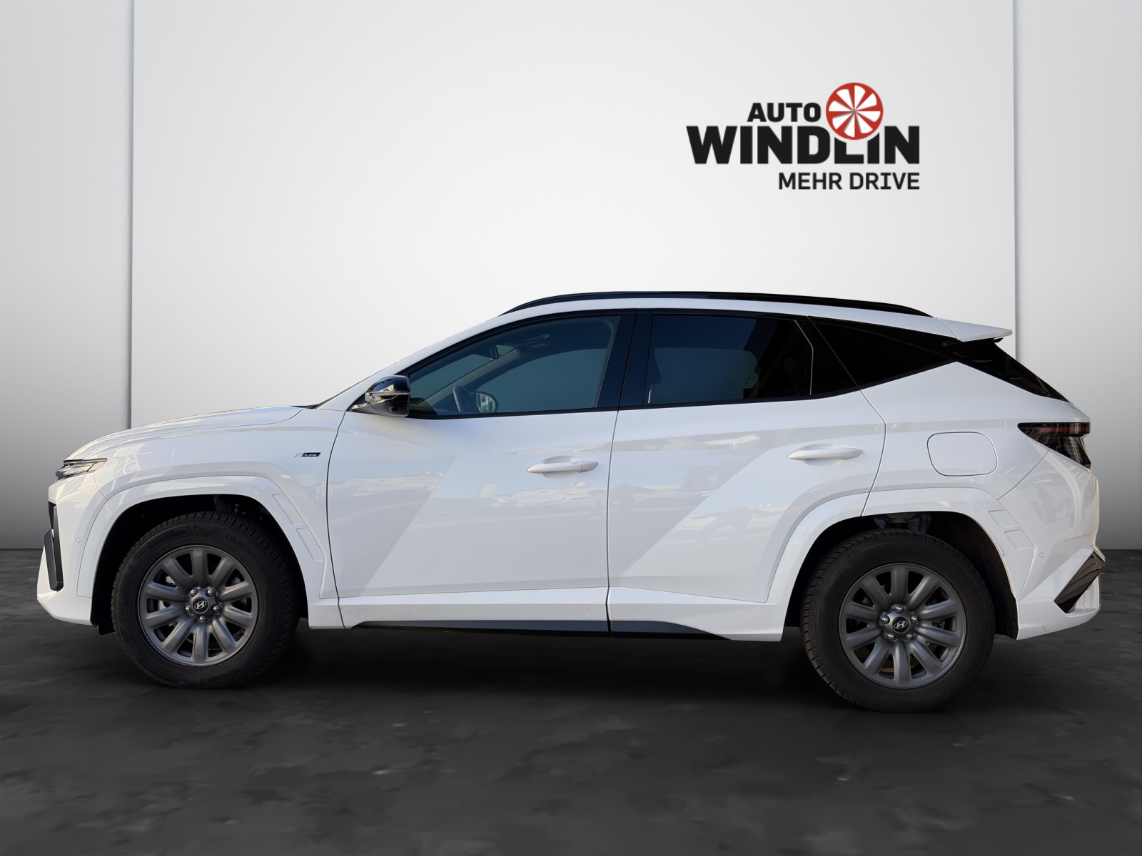 HYUNDAI Tucson 1.6 T-GDi PHEV N-Line Sunroof 4WD-image-2
