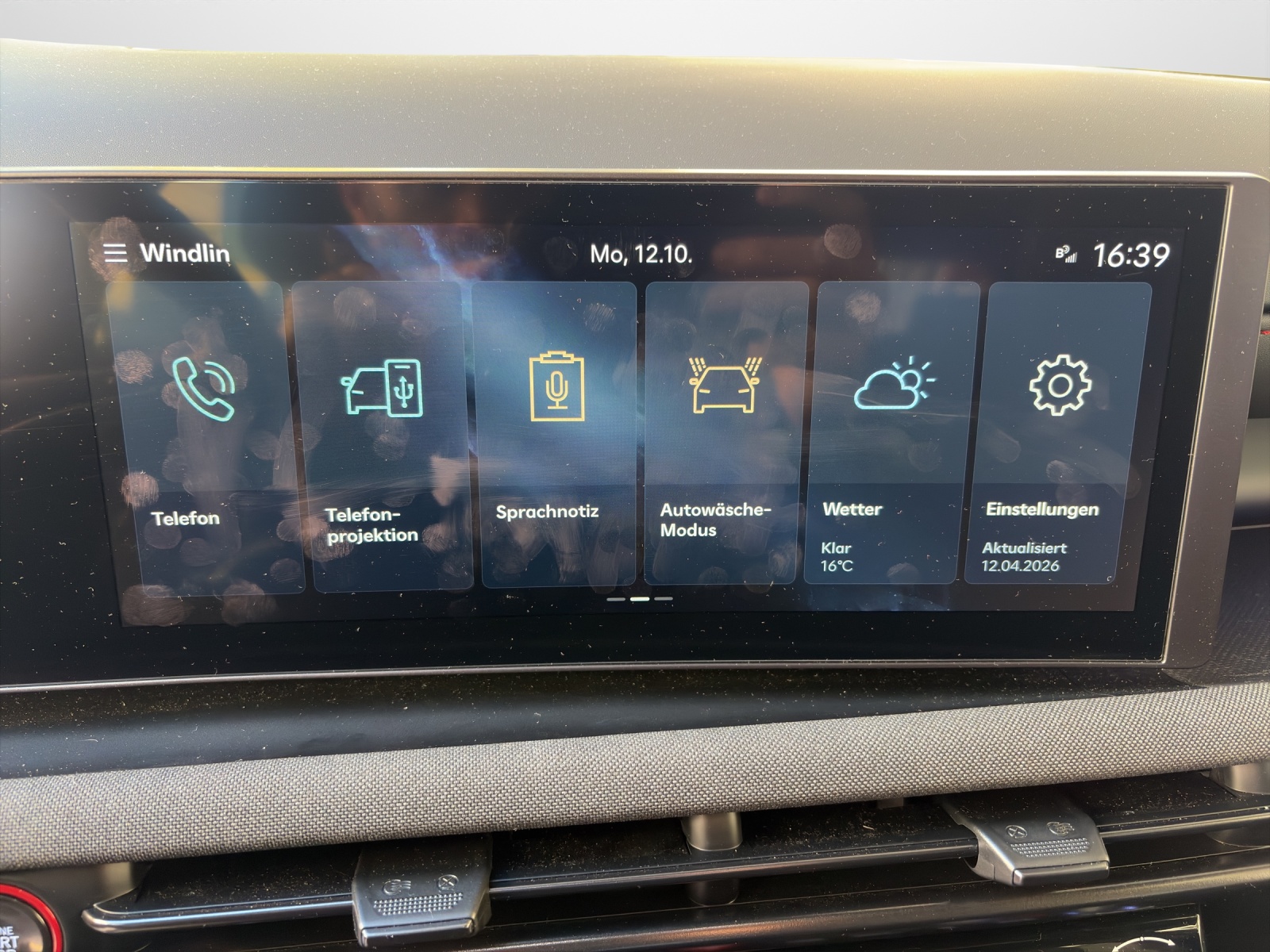 HYUNDAI Tucson 1.6 T-GDi PHEV N-Line Sunroof 4WD-image-9