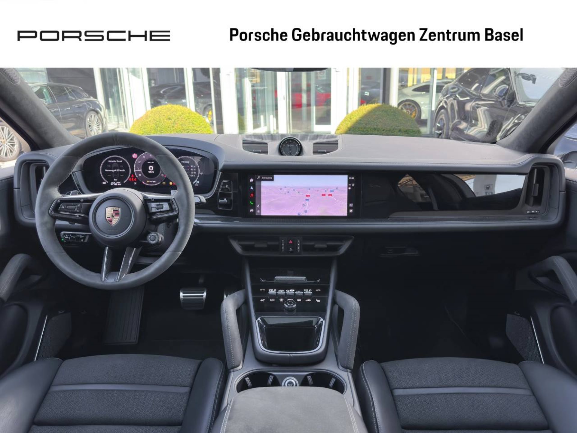 PORSCHE Cayenne GTS Coupé-image-14