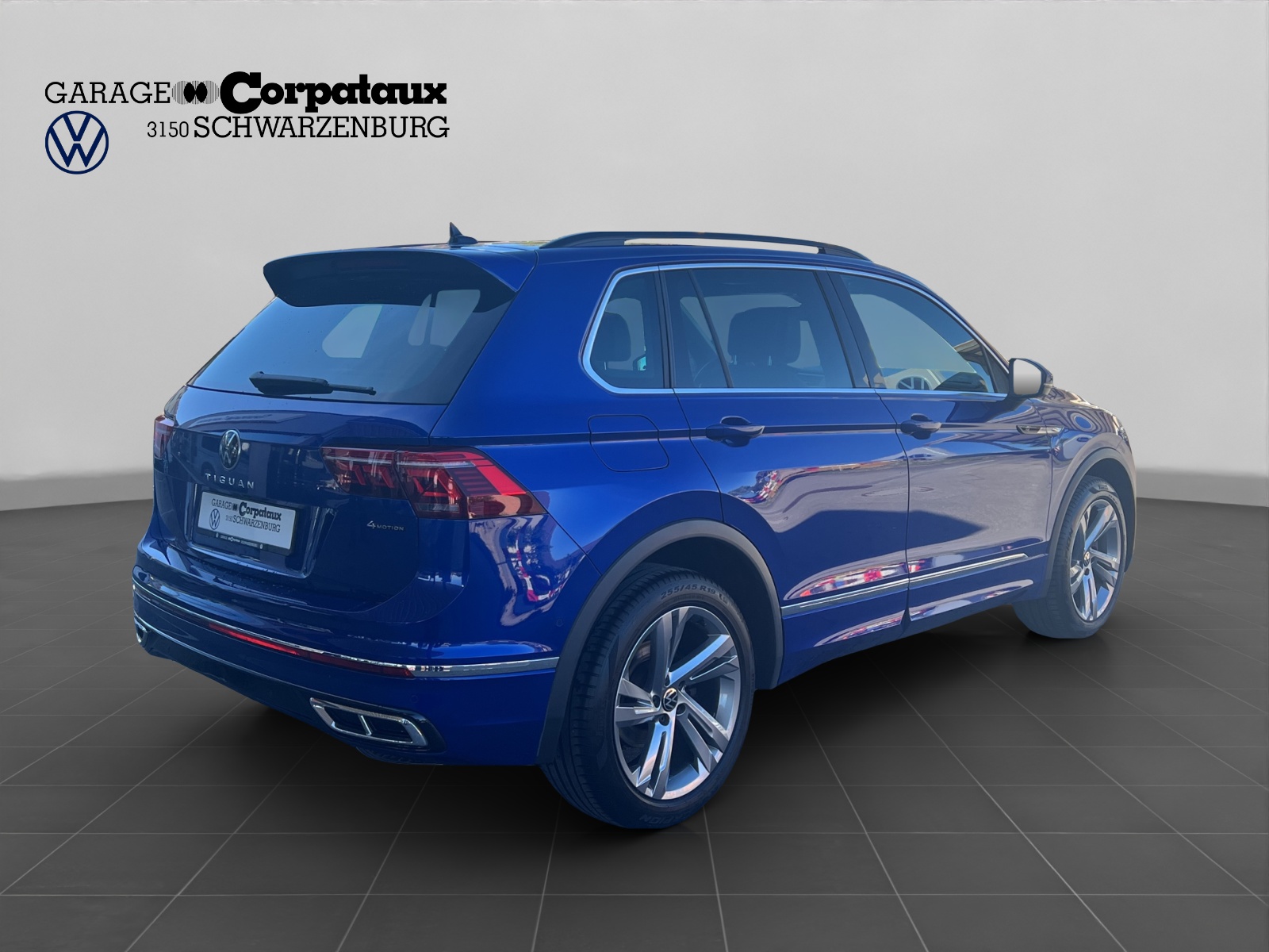 VW Tiguan 2.0TSI R-Line 4Motion DSG-image-5