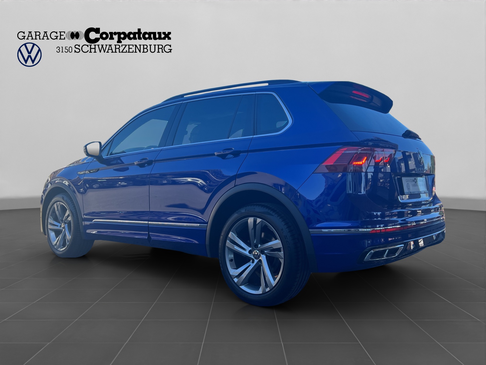 VW Tiguan 2.0TSI R-Line 4Motion DSG-image-3
