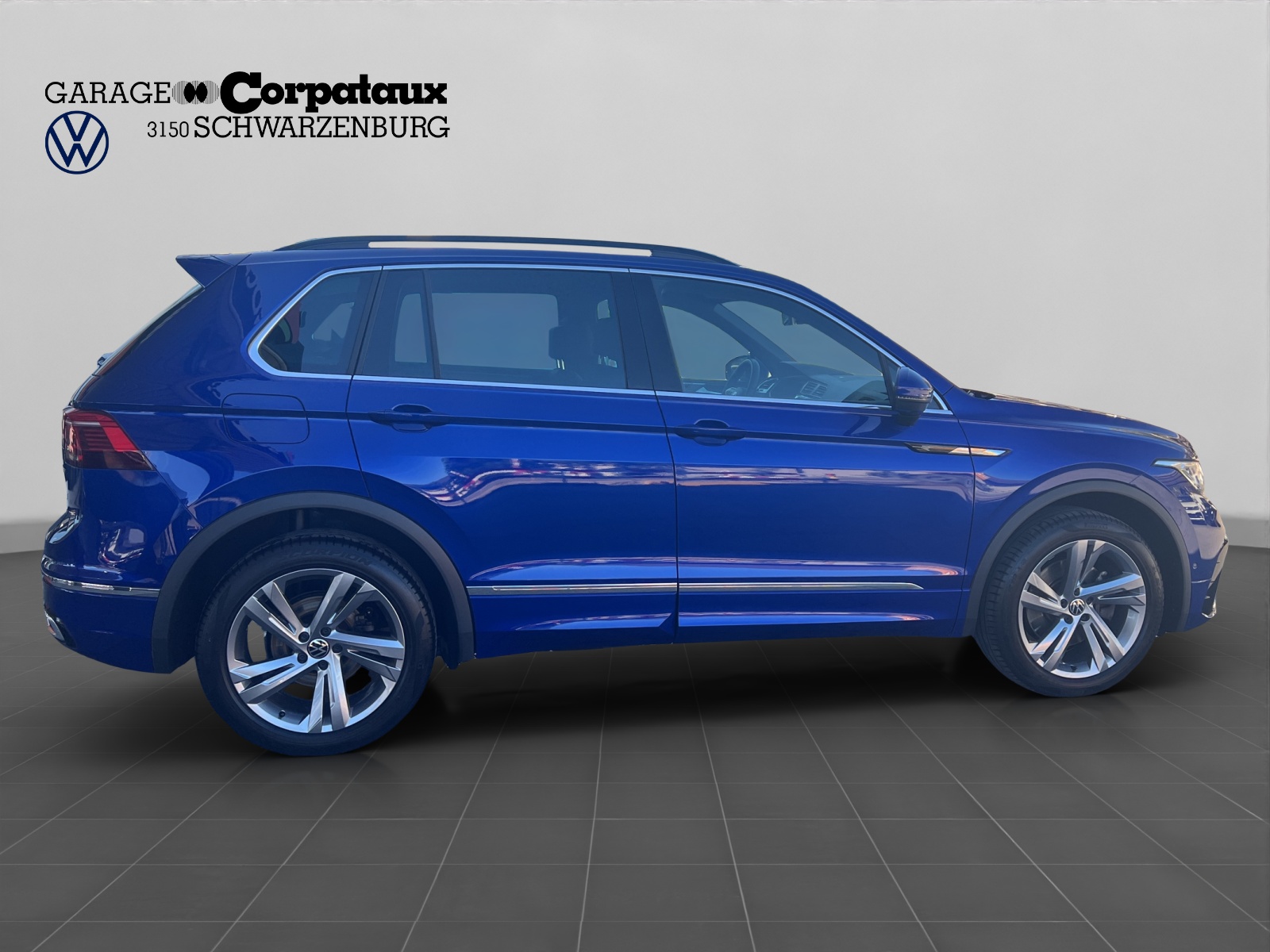 VW Tiguan 2.0TSI R-Line 4Motion DSG-image-6