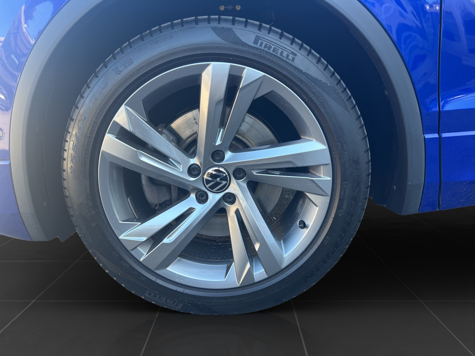 VW Tiguan 2.0TSI R-Line 4Motion DSG-image-14