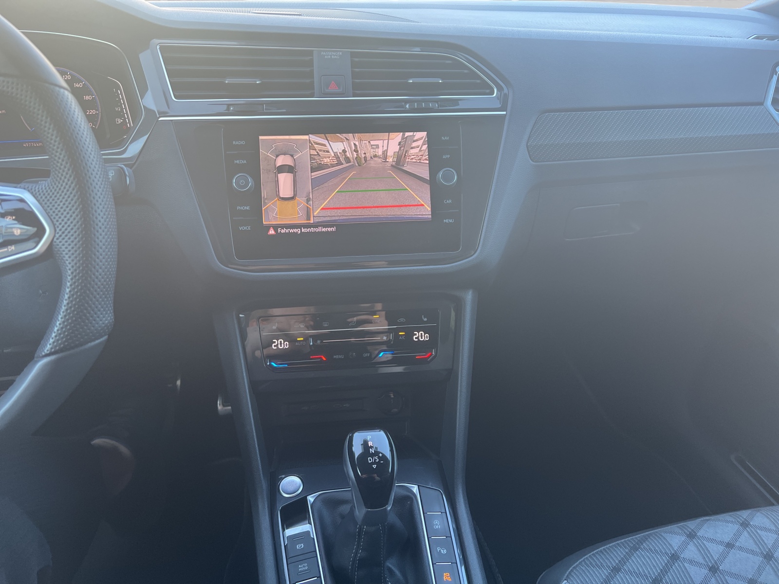 VW Tiguan 2.0TSI R-Line 4Motion DSG-image-11
